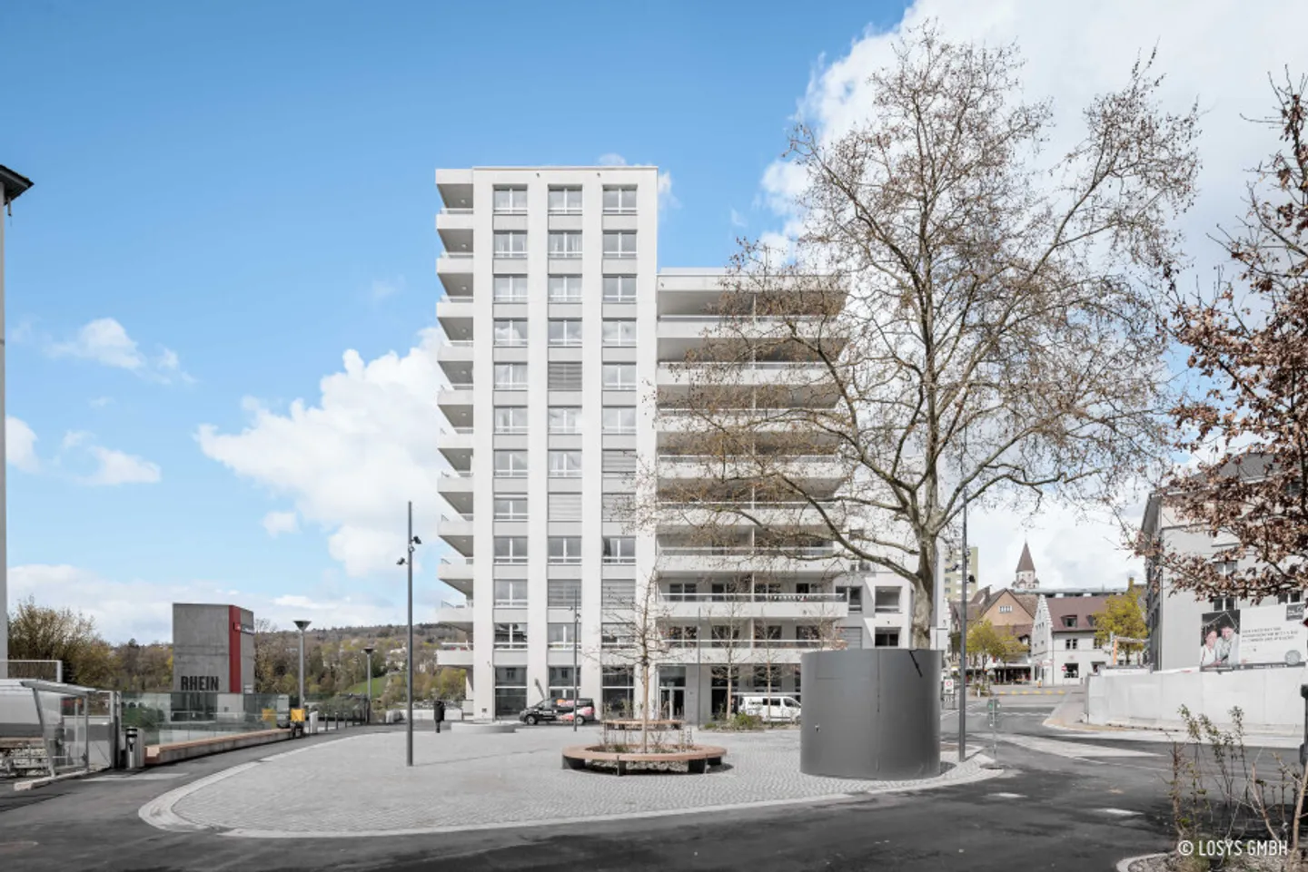 Box: Espace de stockage supplementaire - Photo 1 sur 2