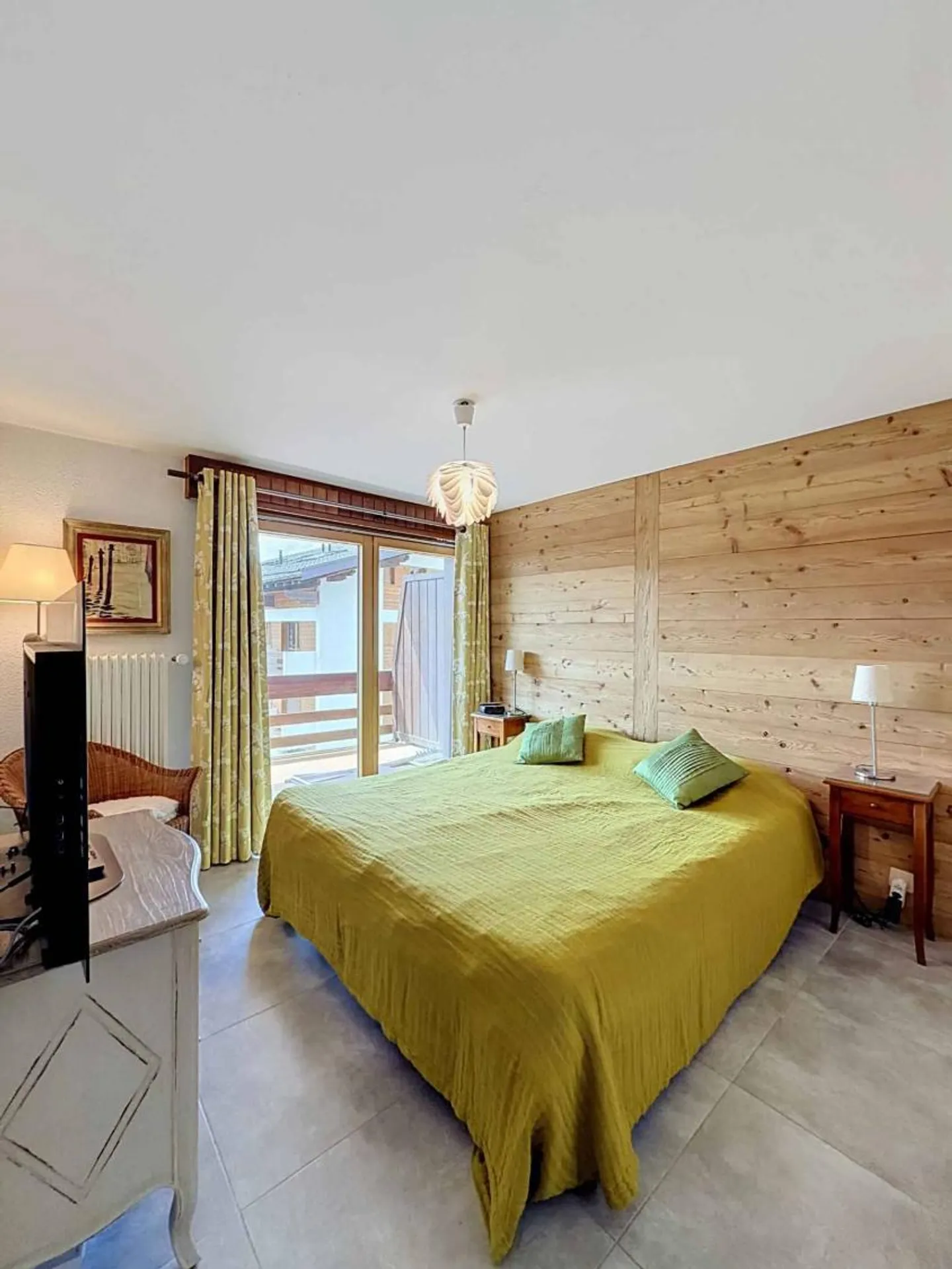 BRIGHT 2.5 ROOM APARTMENT IN A DESIRABLE LOCATION! - Photo 7 of 8