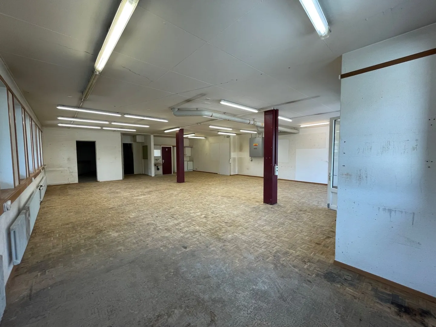 Espace commercial à la gare de Gümligen - Photo 3 sur 9