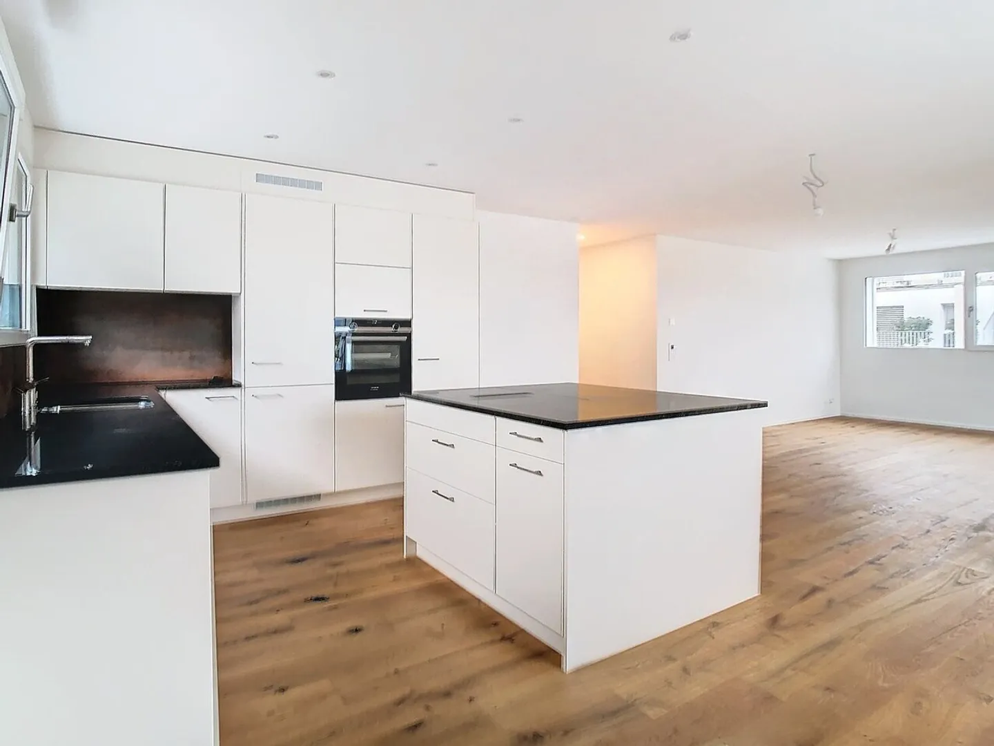 Modern 4.5 Room Apartment - Photo 1 of 13