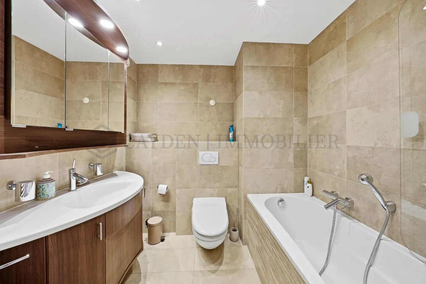 Charming Triplex in Perly-Certoux - Photo 13 of 13