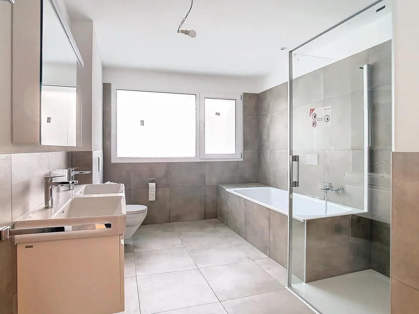 Modern 4.5 Room Apartment - Photo 2 of 13