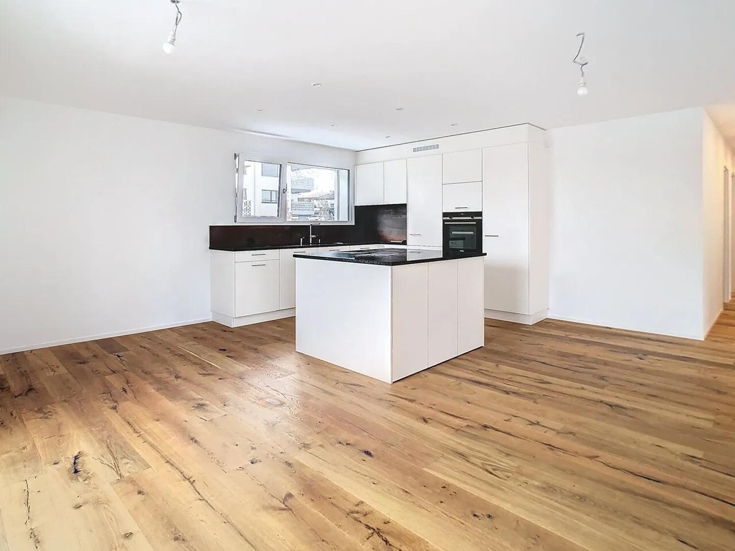 Modern 4.5 Room Apartment - Photo 12 of 13