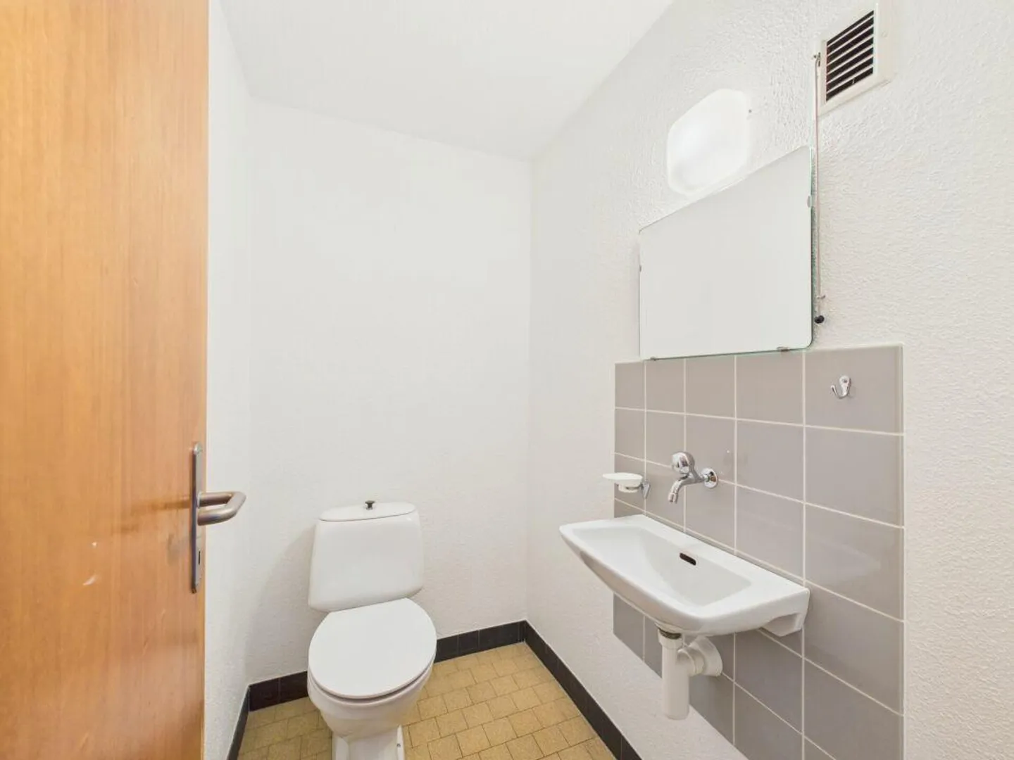 Geräumige 3.5-Zimmerwohnung mit Balkon in Lichtensteig - Foto 8 von 11