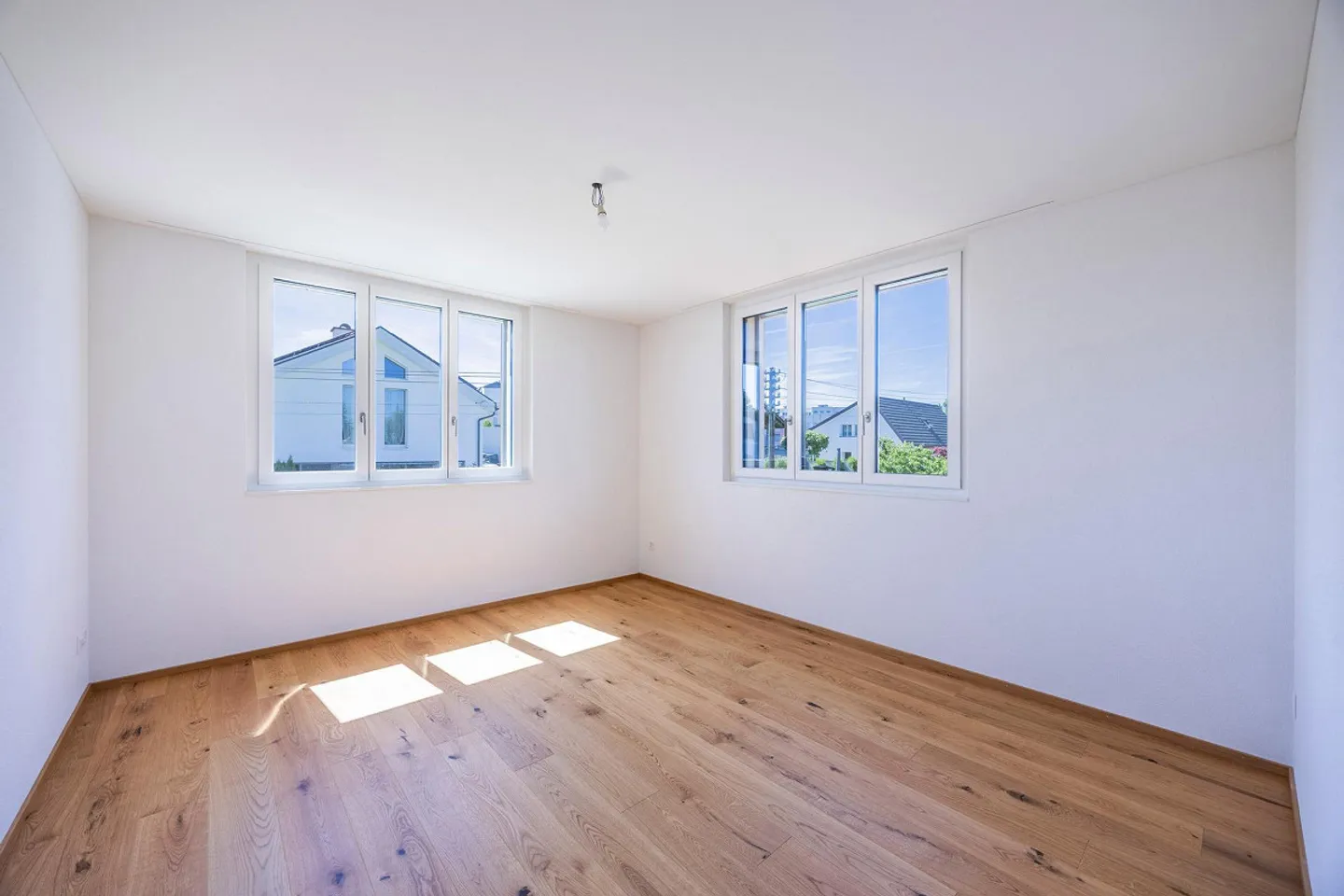 New exclusive 6 - 7.5 room semi-detached family house - Photo 3 of 11