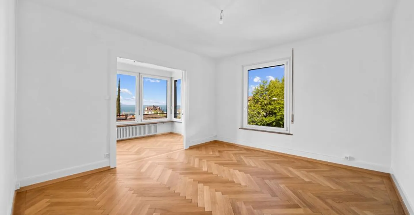 Appartement Charmant avec Vue - Photo 3 sur 12