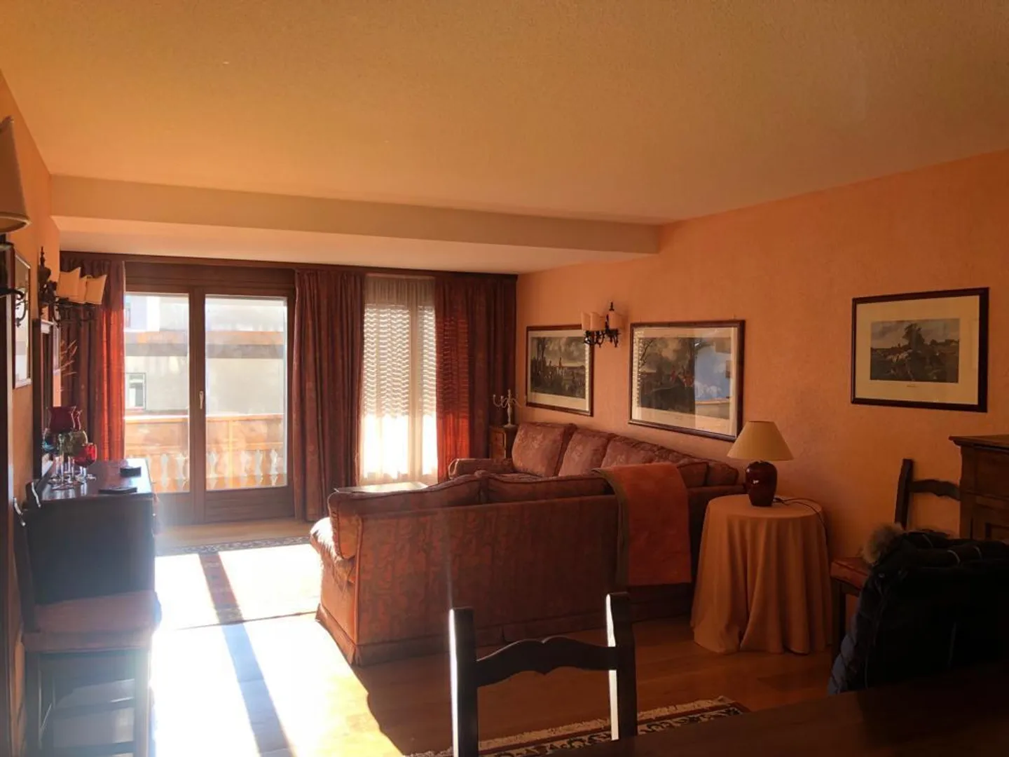 Geräumige 3.5-Zimmer-Wohnung direkt an den Pisten - Foto 6 von 13