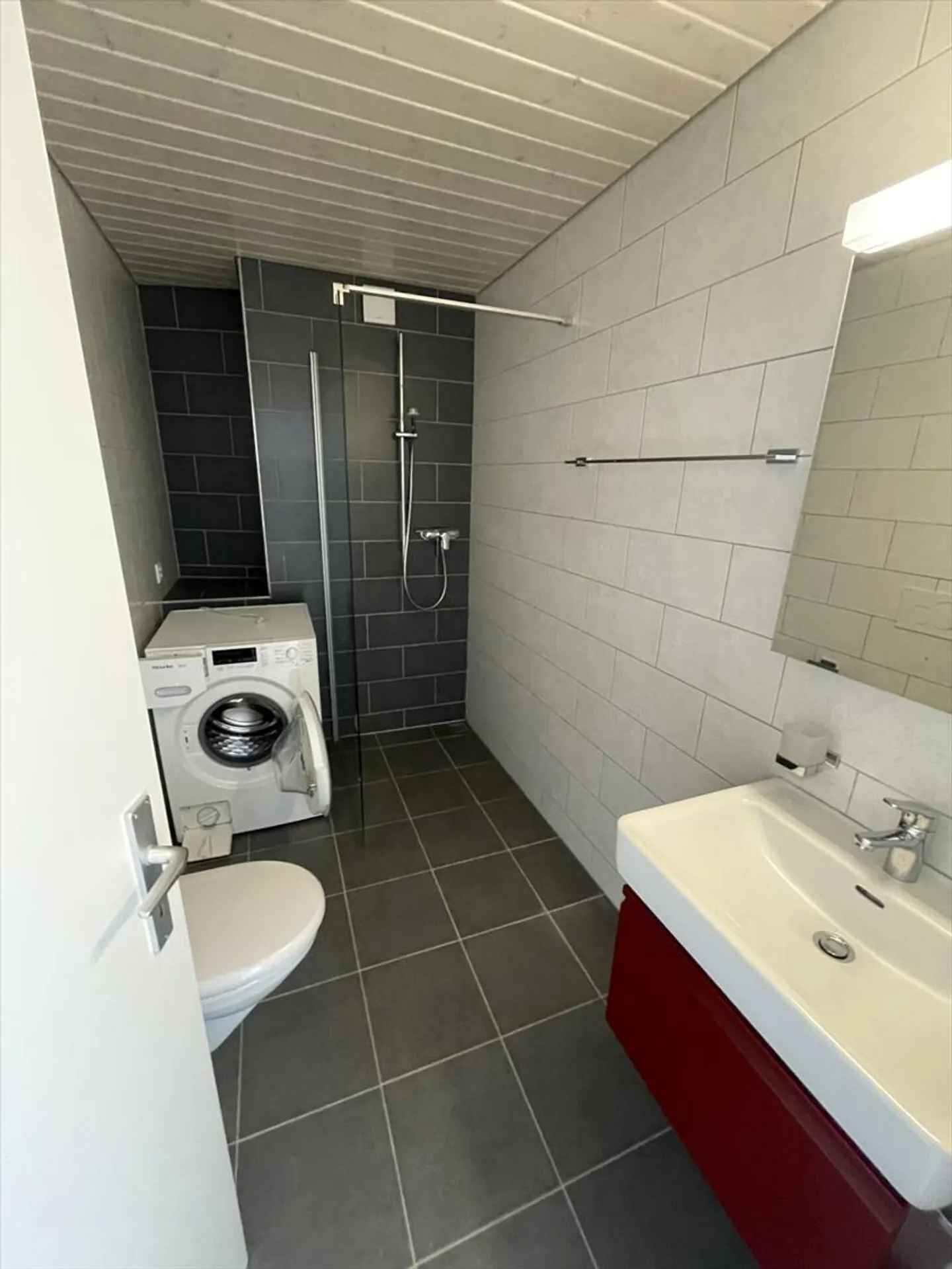 Appartement 2.5 pièces - Photo 4 sur 8