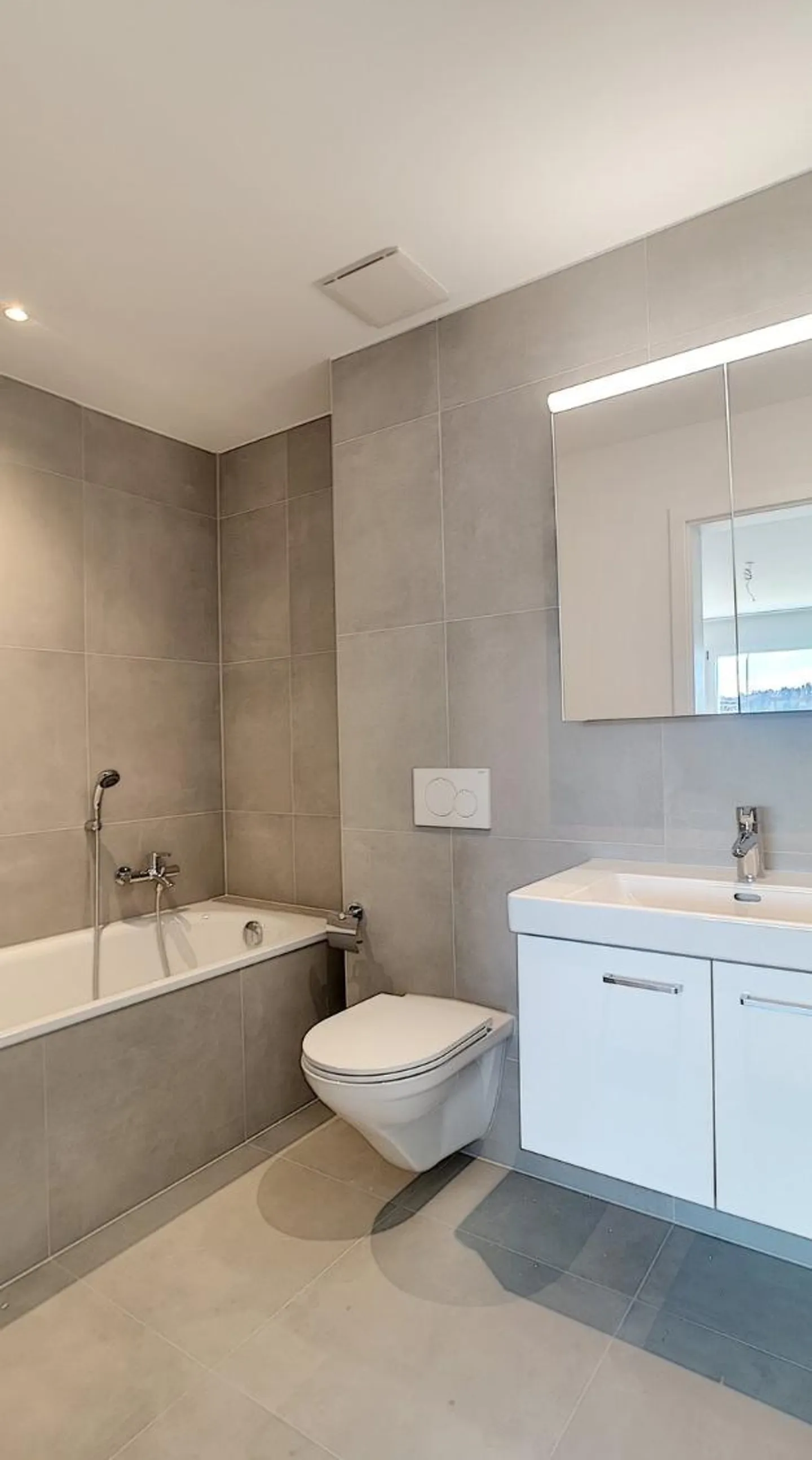 Moderne Wohnung in Heitenried - Foto 4 von 6