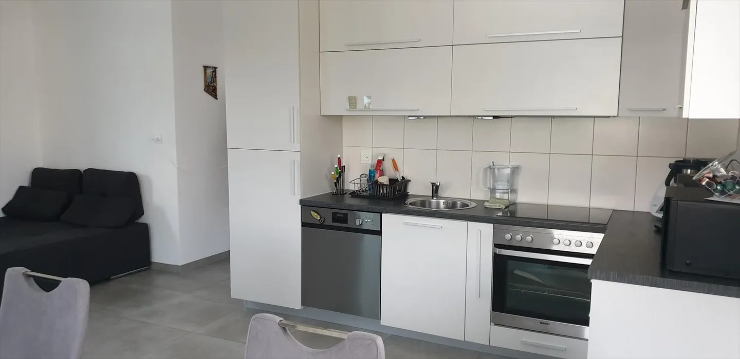 2.5 Room Apartment - Photo 3 of 11