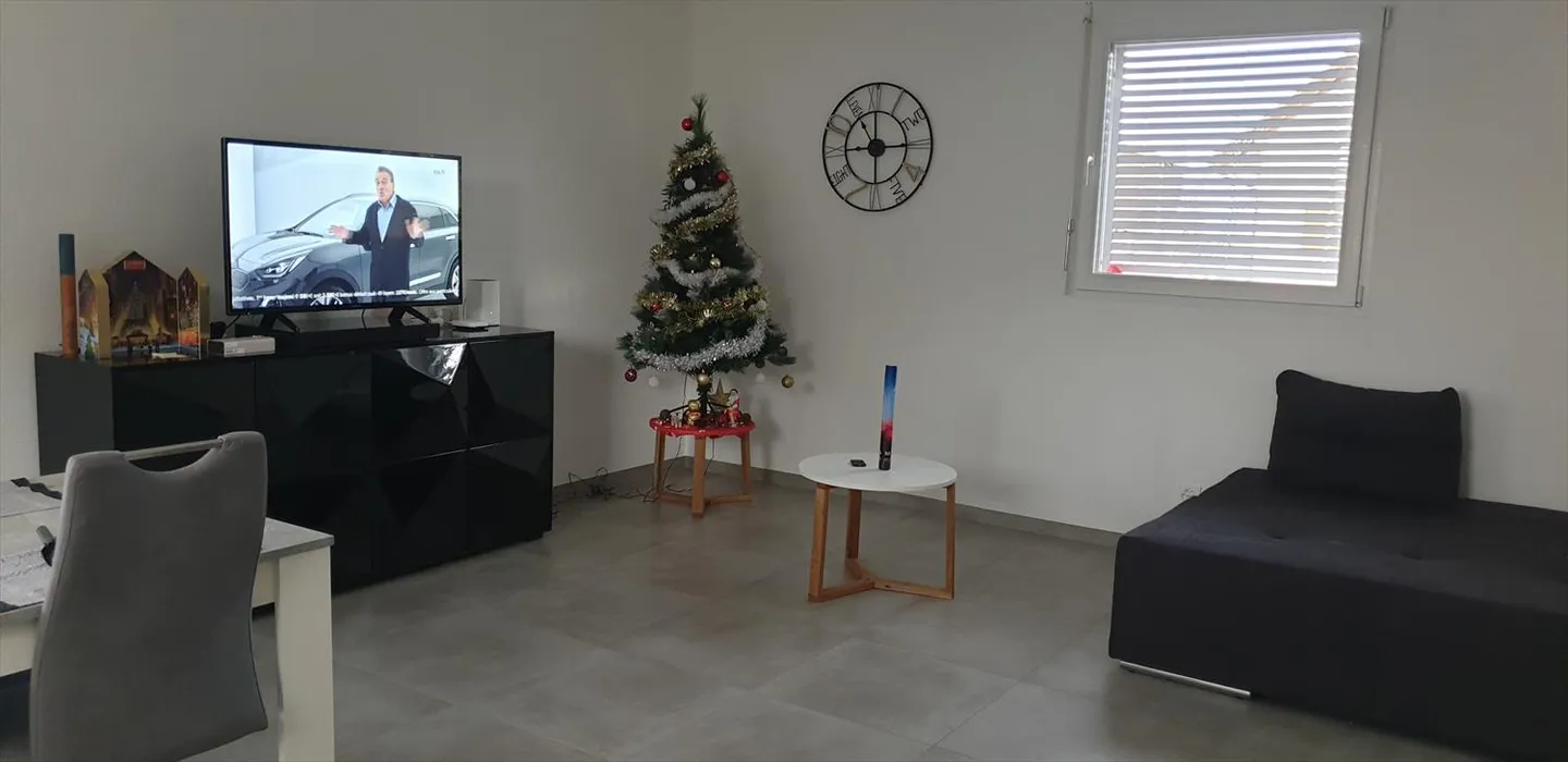2.5 Room Apartment - Photo 5 of 11