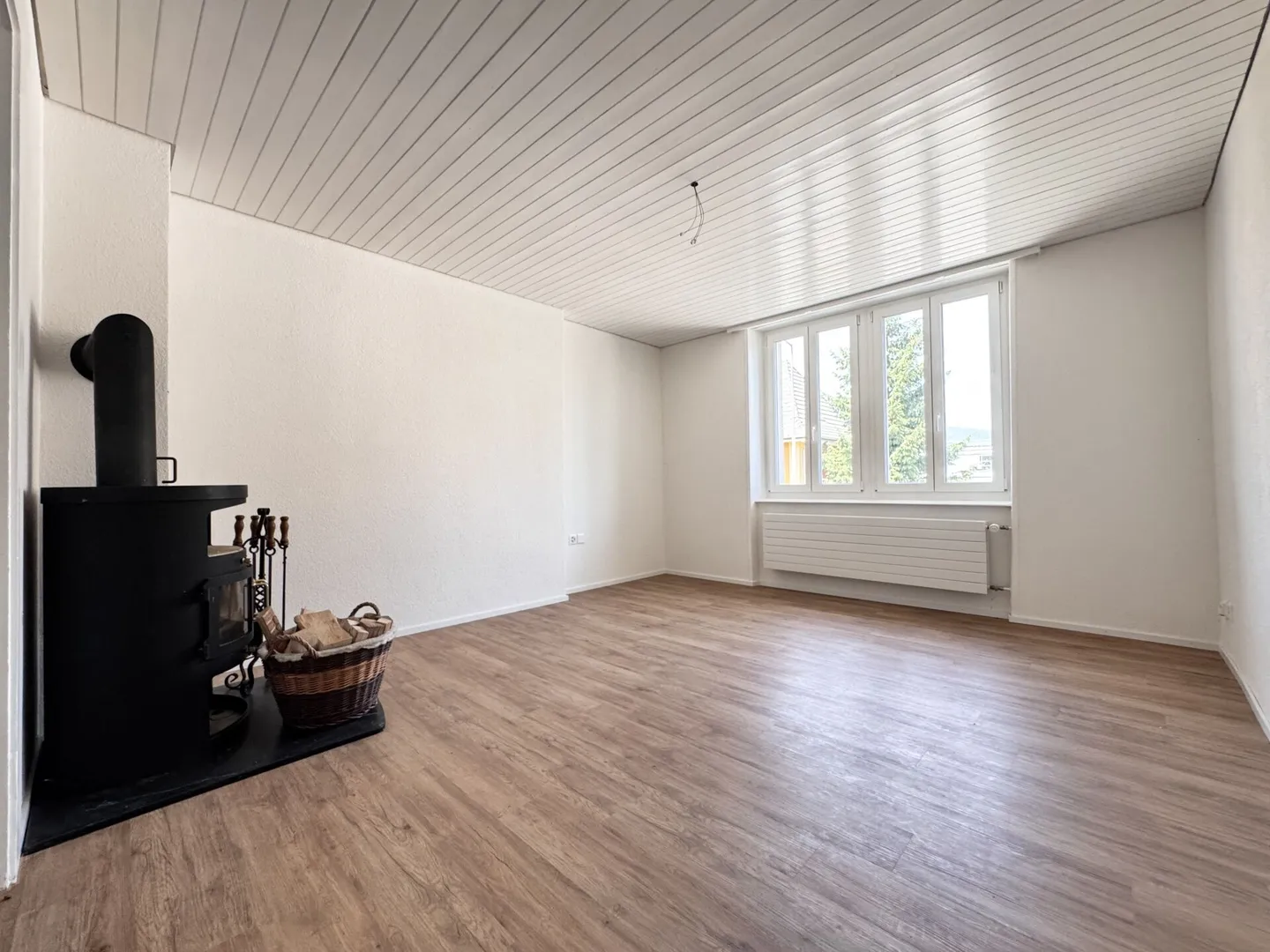 Renovated two-family house with 3.8% gross yield in a quiet location - Photo 4 of 10