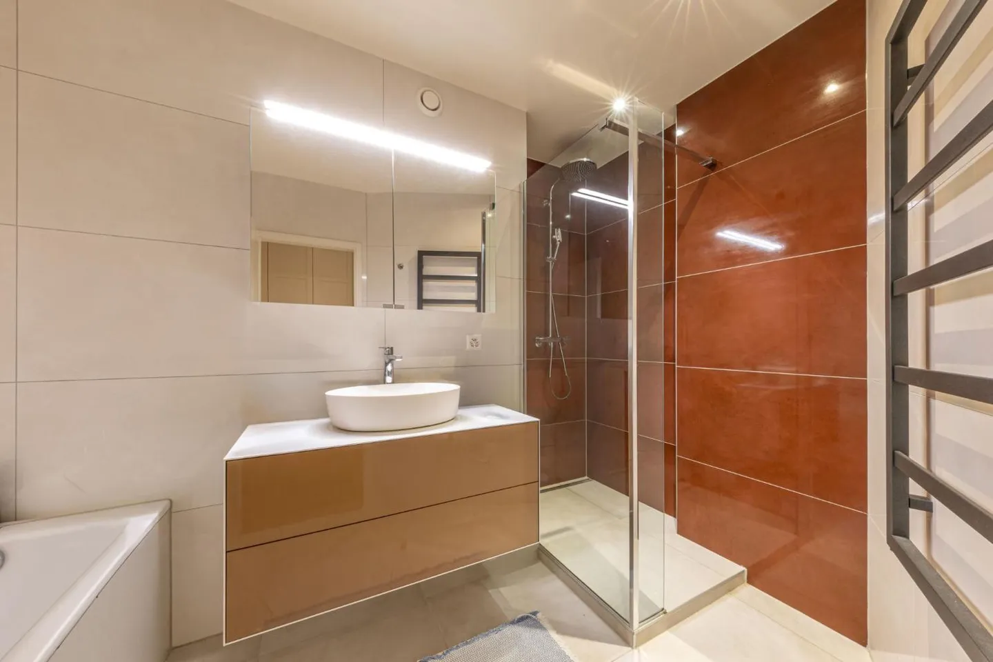 Elegant Apartment in Eaux-Vives - Photo 6 of 6