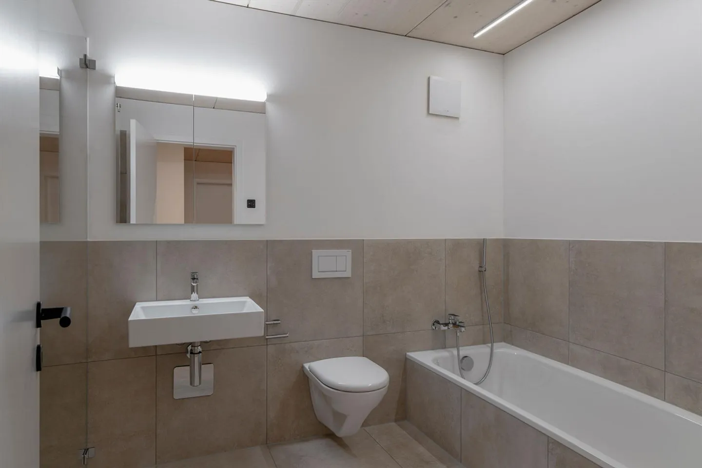 Appartamento 2,5 locali con area giardino direttamente al Tobelbach - Foto 5 di 10