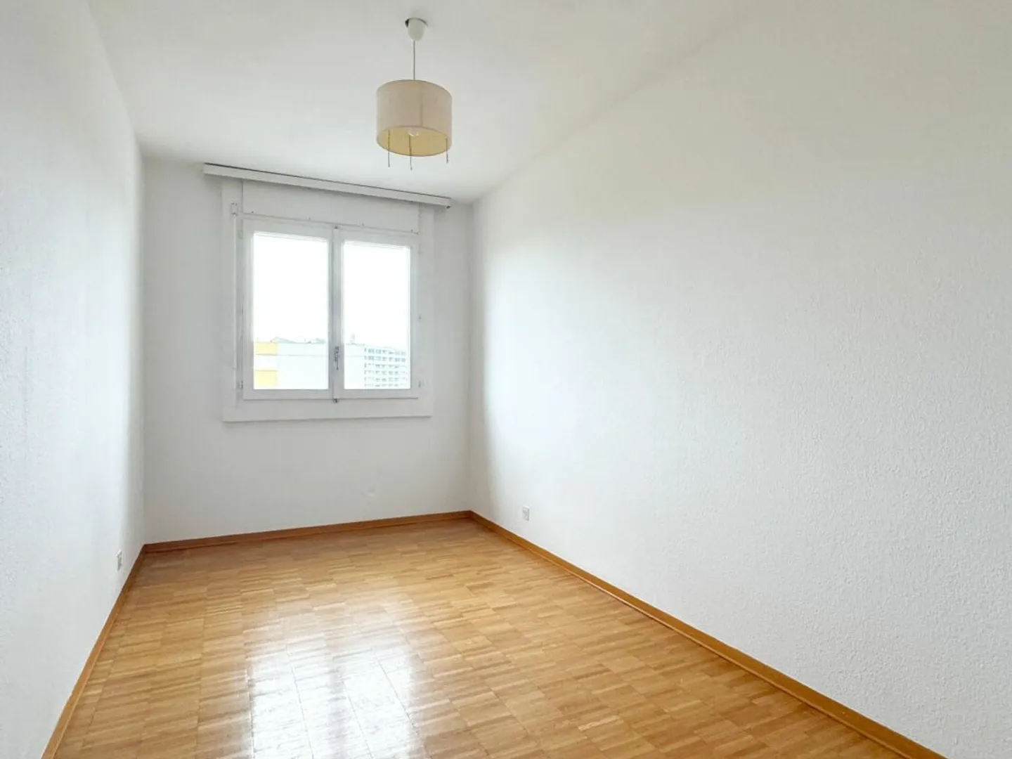 Spacious Apartment in Meyrin - Photo 10 of 14