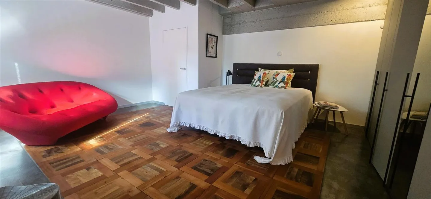 Unique Apartment/Loft with 5.5 Rooms and 258 m2 in Uvrier - Photo 7 of 13