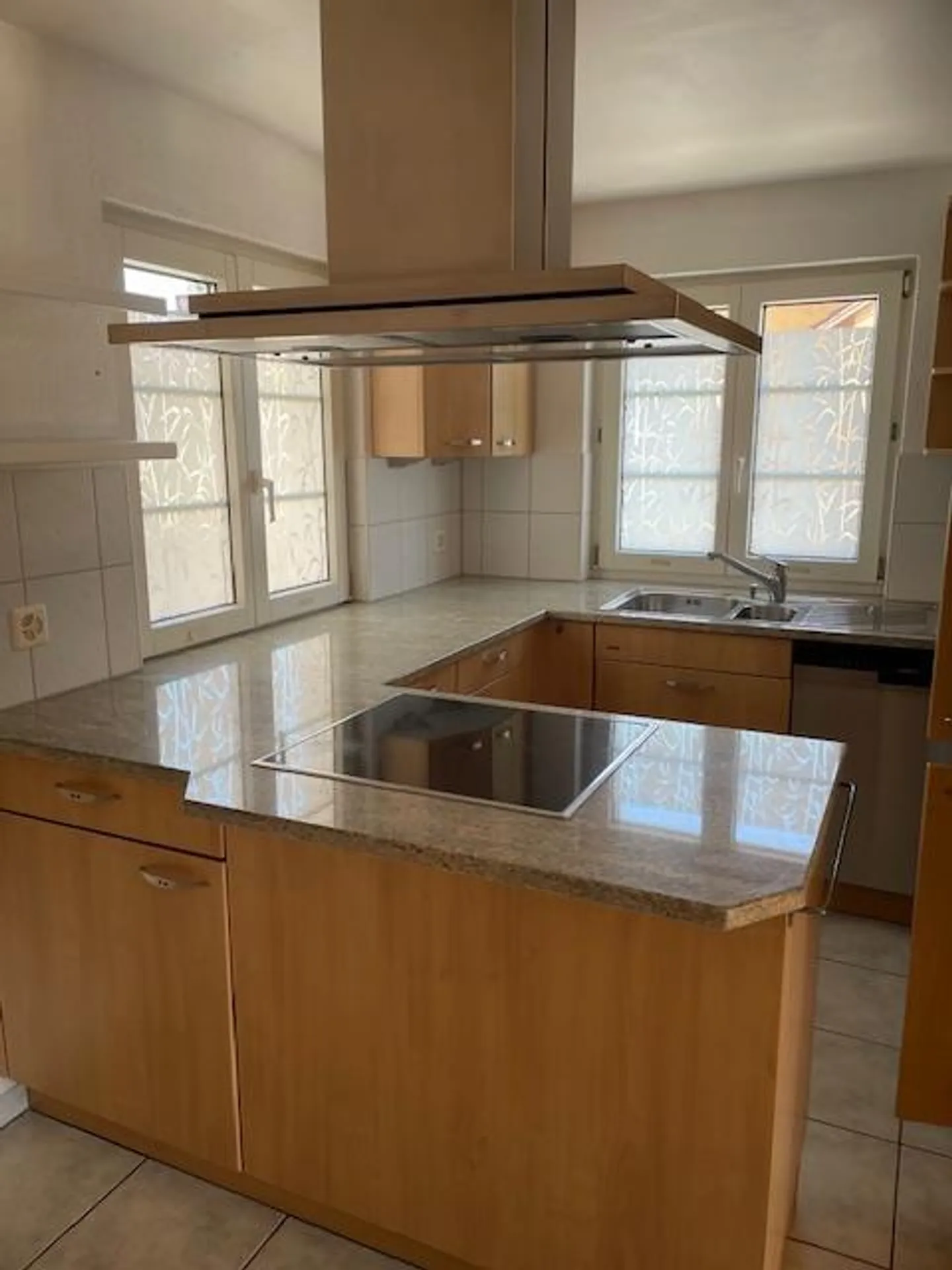 bright 3.5 room apartment - Photo 4 of 13