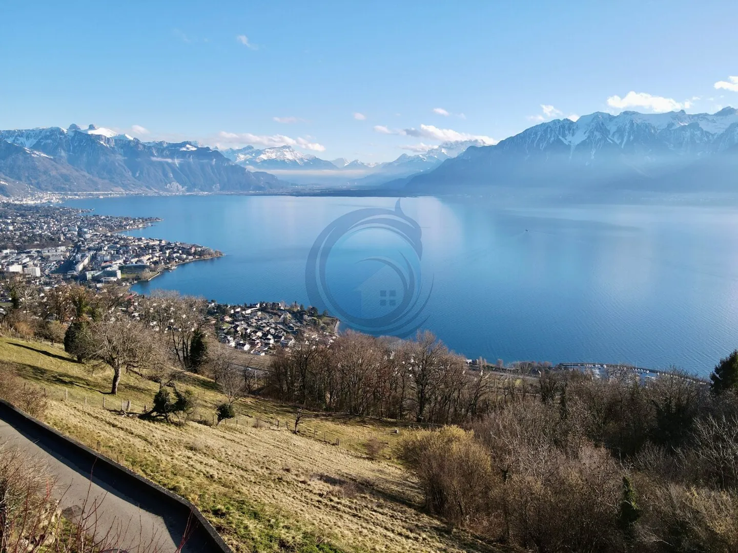 Fattoria caratteristica con vista lago - Foto 1 di 4
