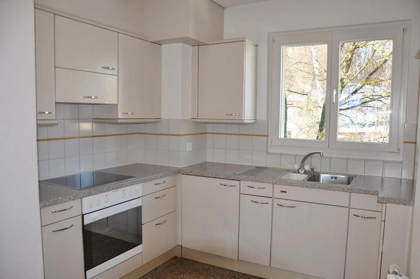 Appartamento 3 camere accogliente e soleggiato - Foto 2 di 6