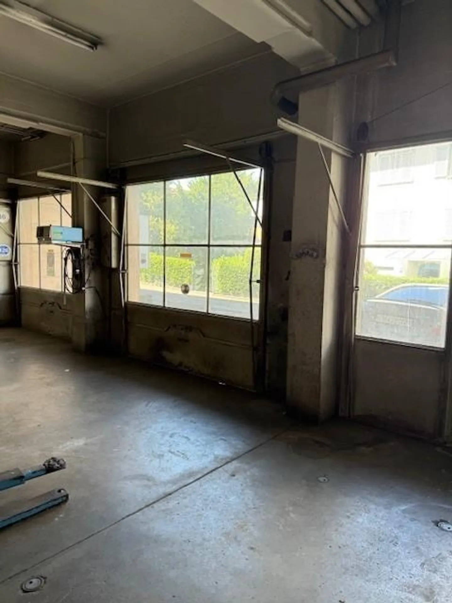 Grande Garage/Stanza di Stoccaggio in Posizione Ideale - Foto 2 di 3