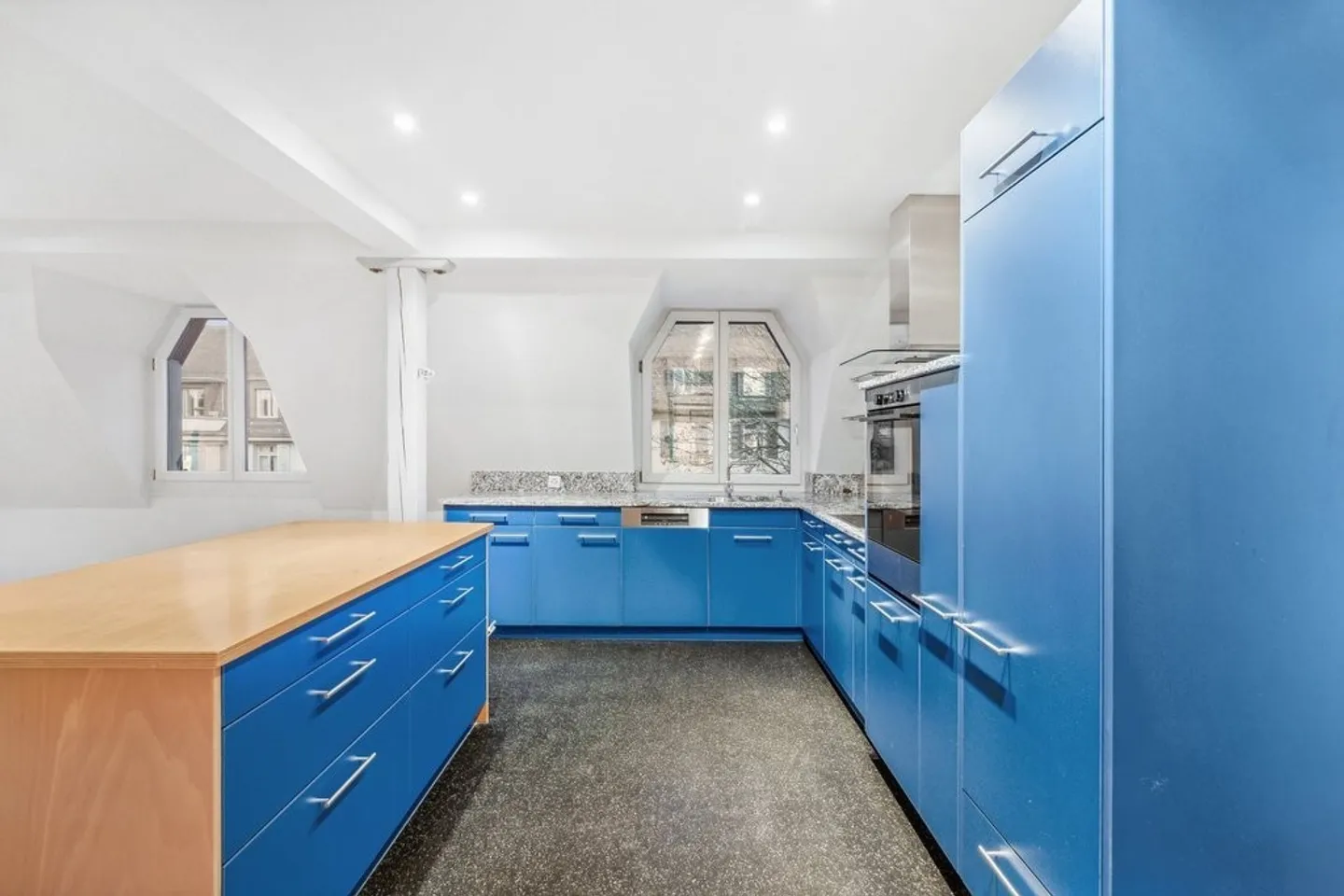 Charmant appartement de 3,5 pièces avec grande terrasse - Photo 6 sur 10