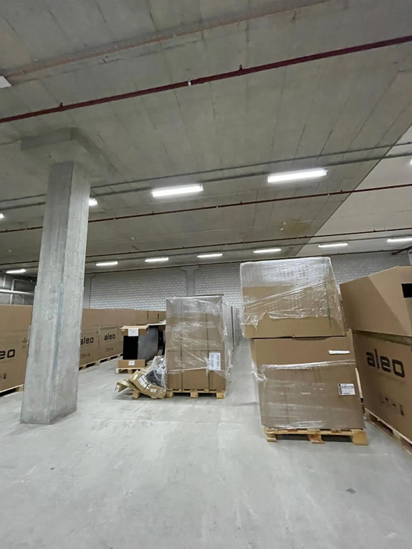 Il tuo spazio di magazzino ideale a Otelfingen – Disponibile da gennaio 2026 - Foto 4 di 5