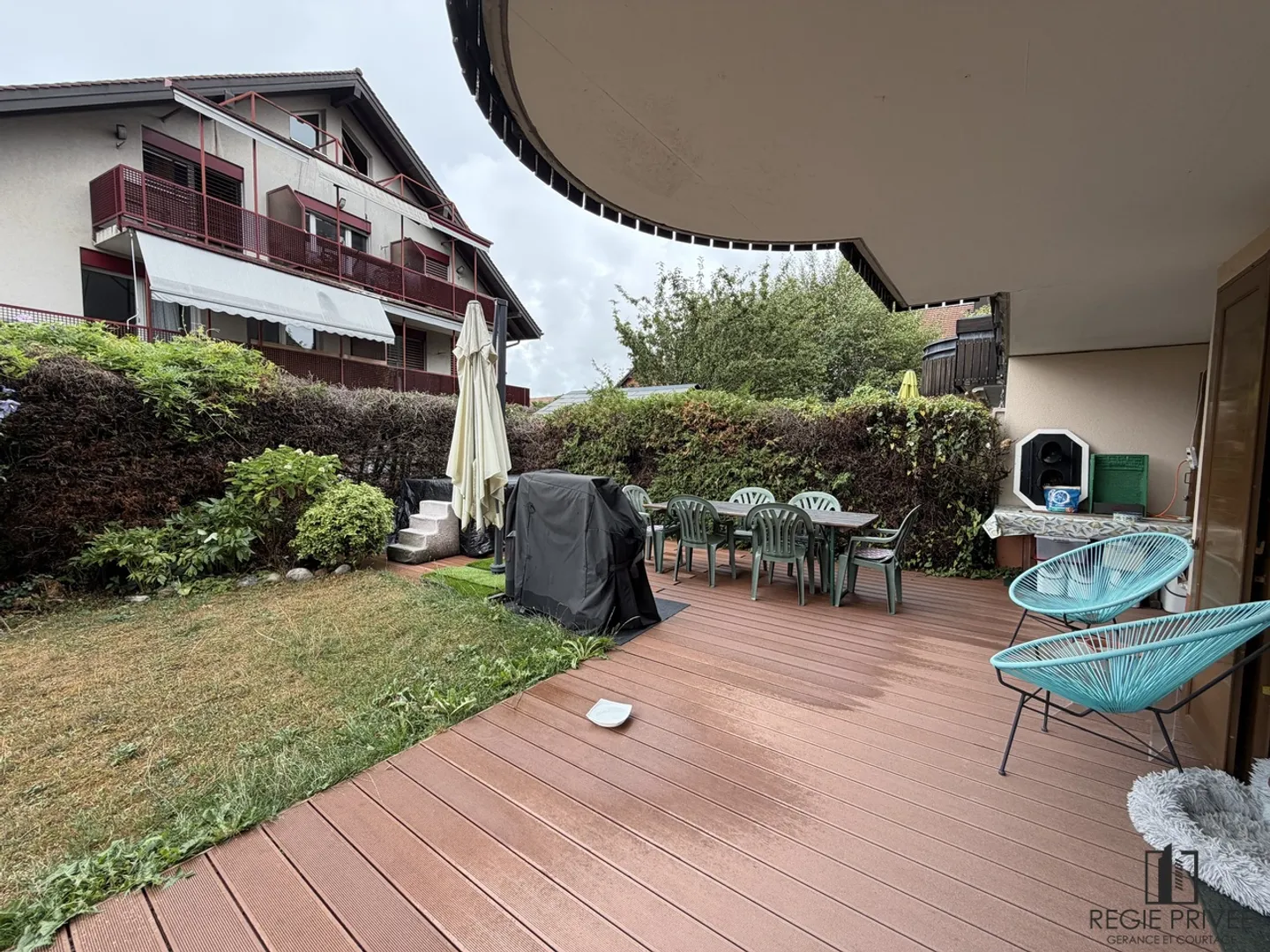 Charming Ground Floor Apartment - Photo 2 of 12