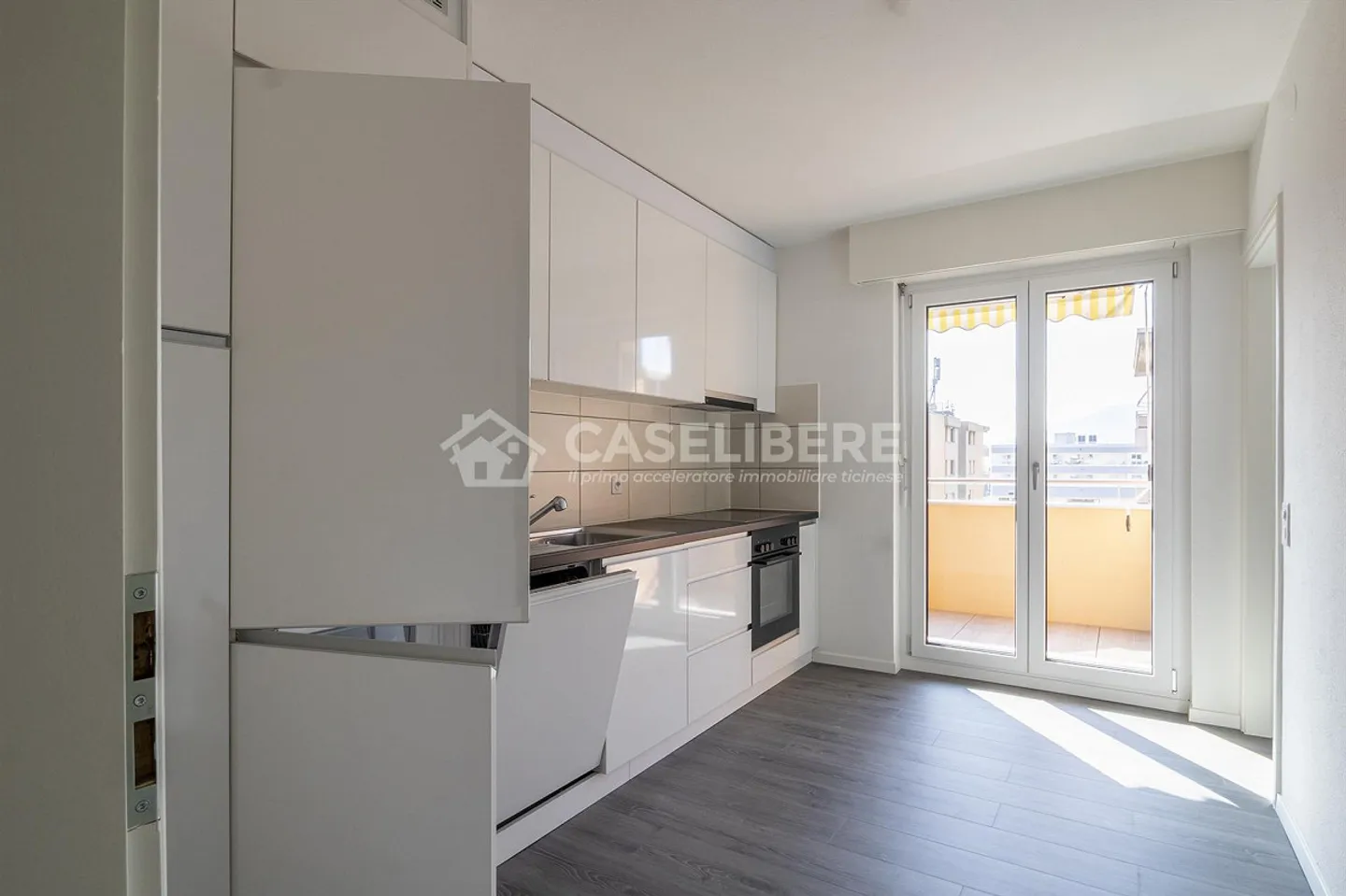 HELL 4.5 RENOVIERT IN AGNO - Foto 6 von 13