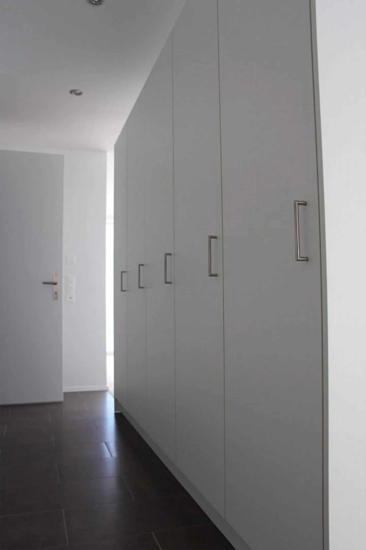 Appartement de rêve spacieux de 3,5 pièces avec vue sur le lac et la montagne - Photo 8 sur 14