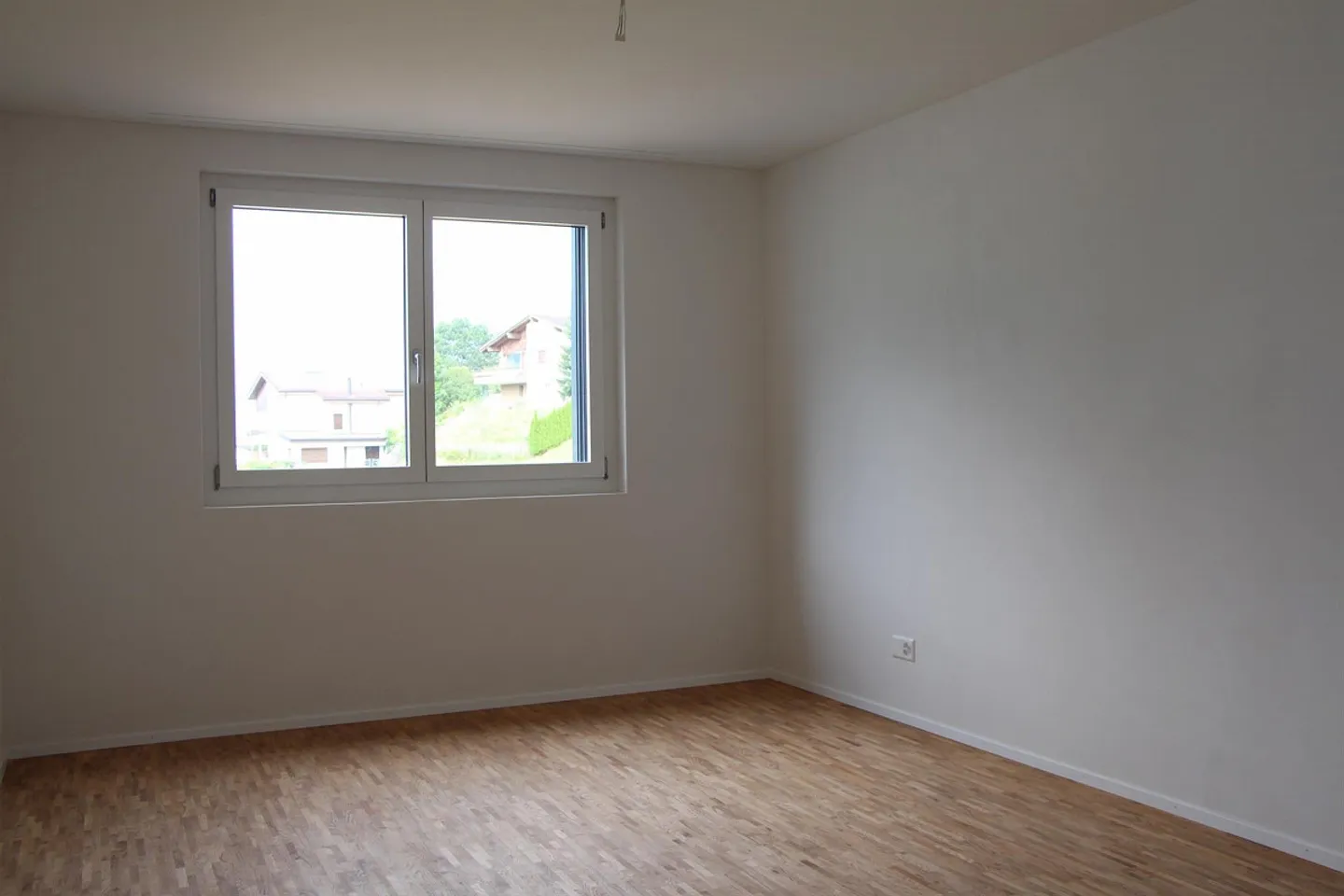 Appartement de rêve spacieux de 3,5 pièces avec vue sur le lac et la montagne - Photo 9 sur 14