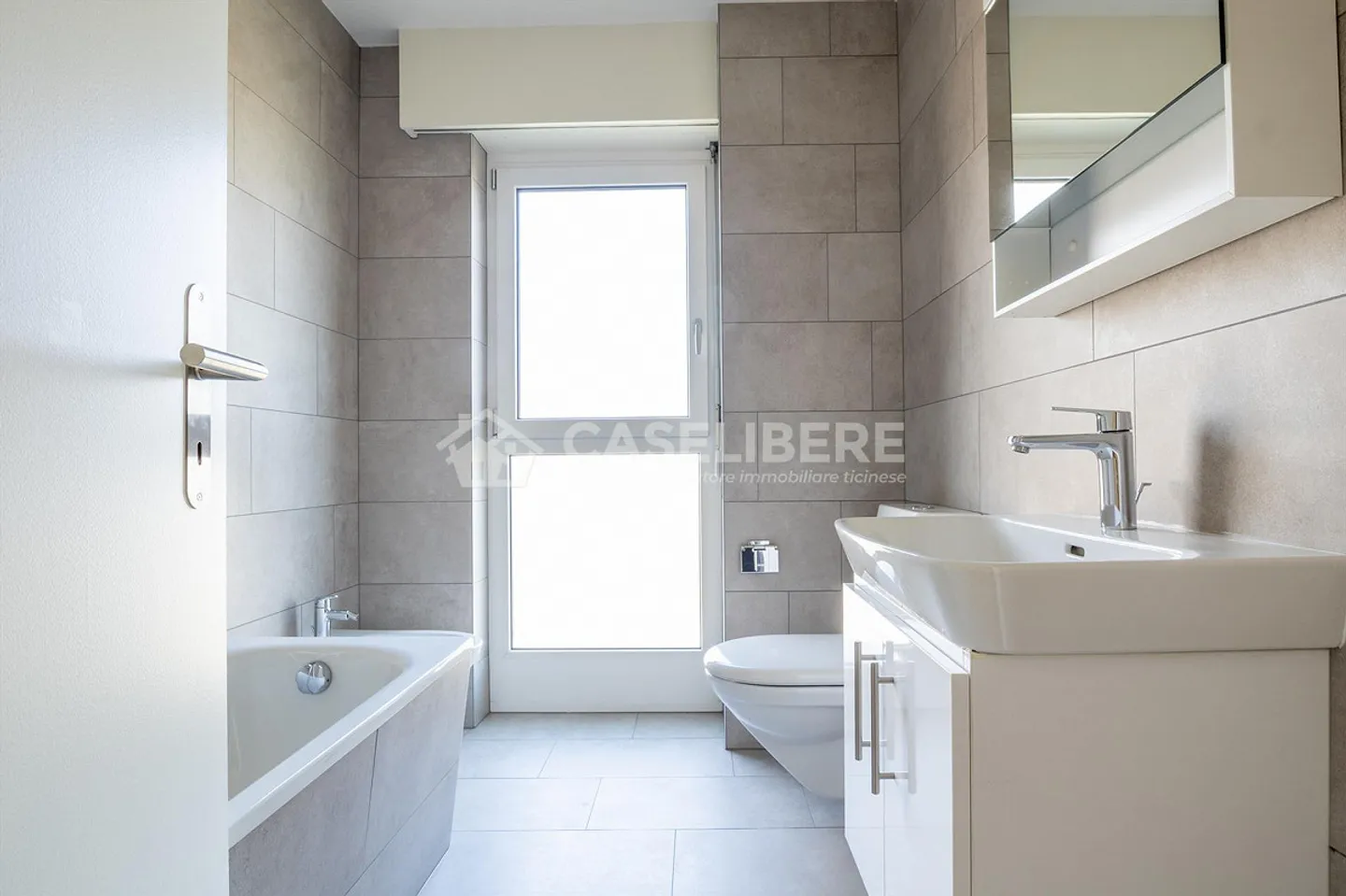 HELL 4.5 RENOVIERT IN AGNO - Foto 12 von 13