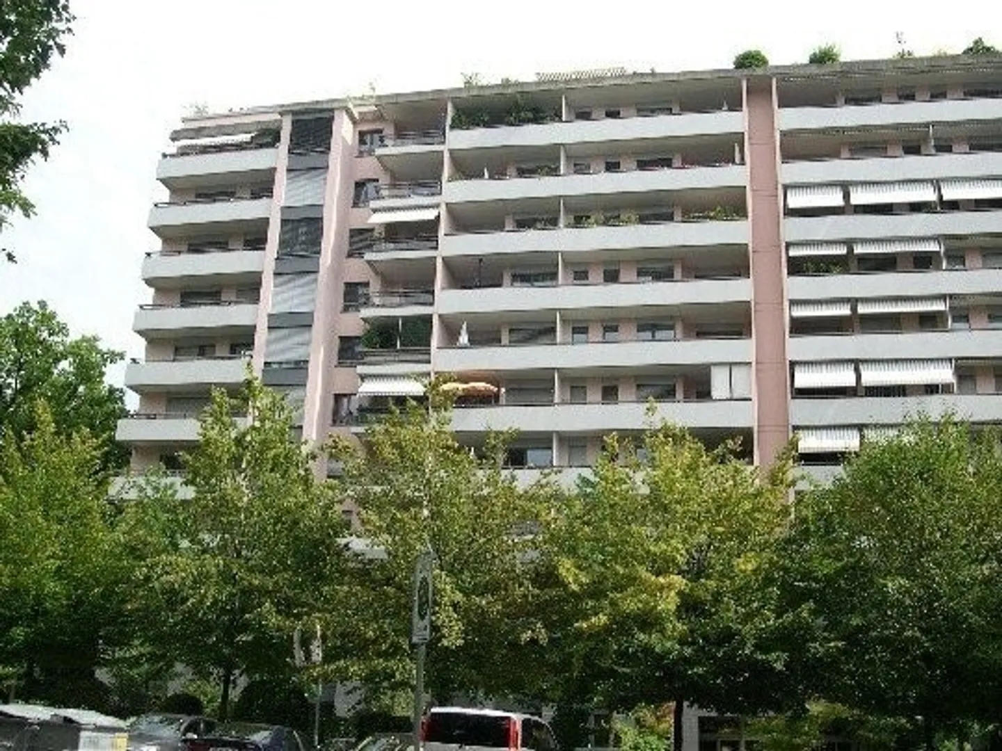 Parkplatz im Herzen des Champel-Viertels - Sofort verfügbar - Foto 1 von 1