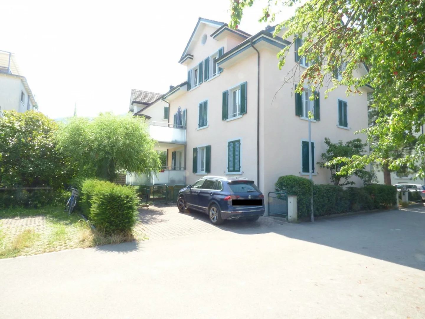 Parkplatz, in 8134 Adliswil zu vermieten - Foto 1 von 1