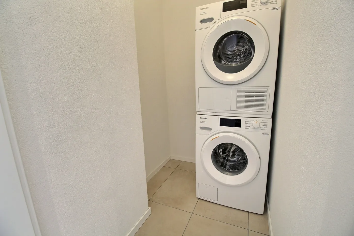 New high-end apartment 5.5 rooms - Photo 7 of 13