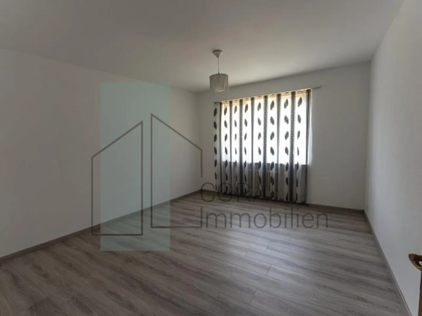 Quiet and central apartment in Baden - Photo 2 of 8