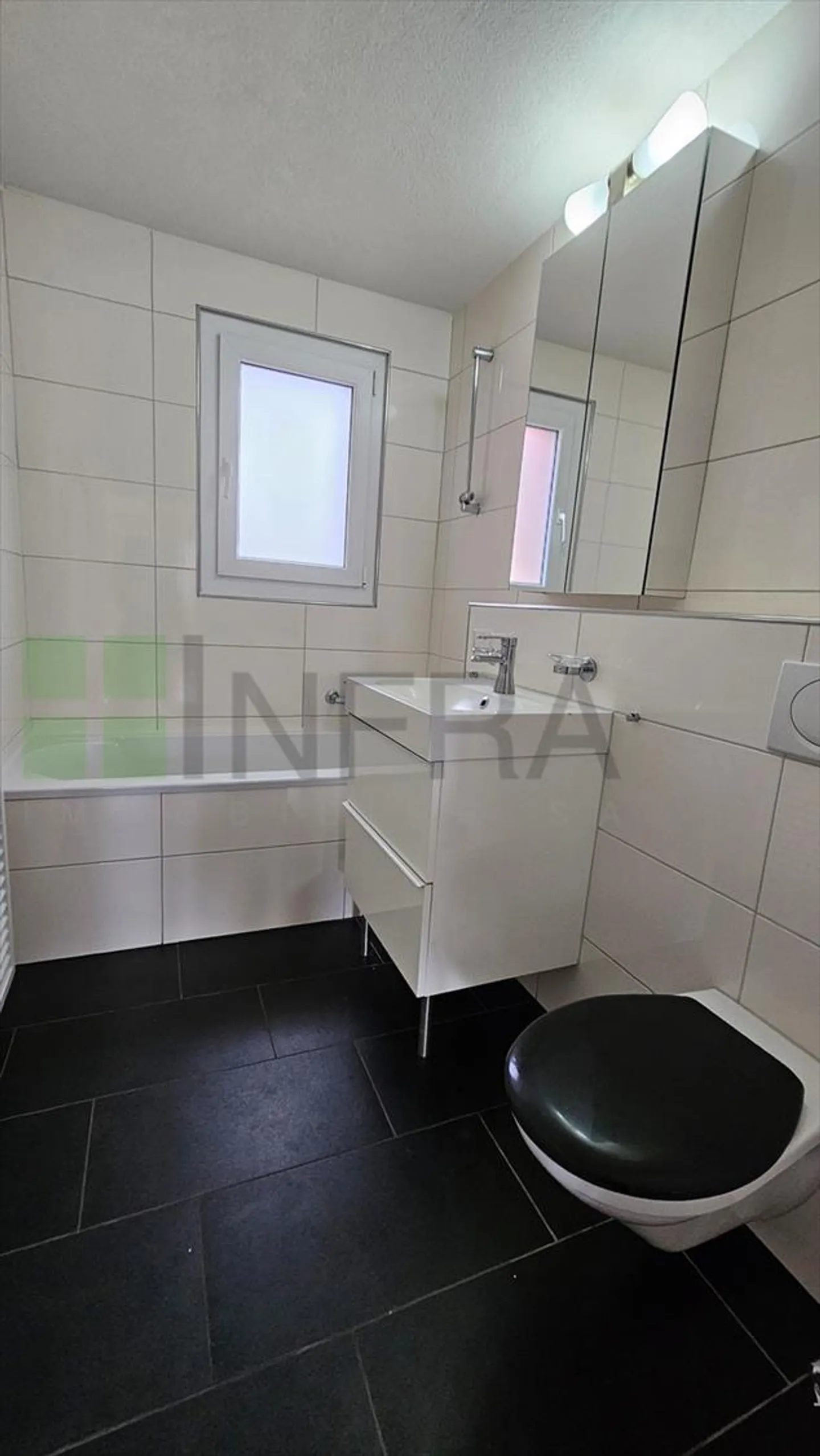 Bel appartement 4 pièces avec terrasse - Photo 4 sur 10