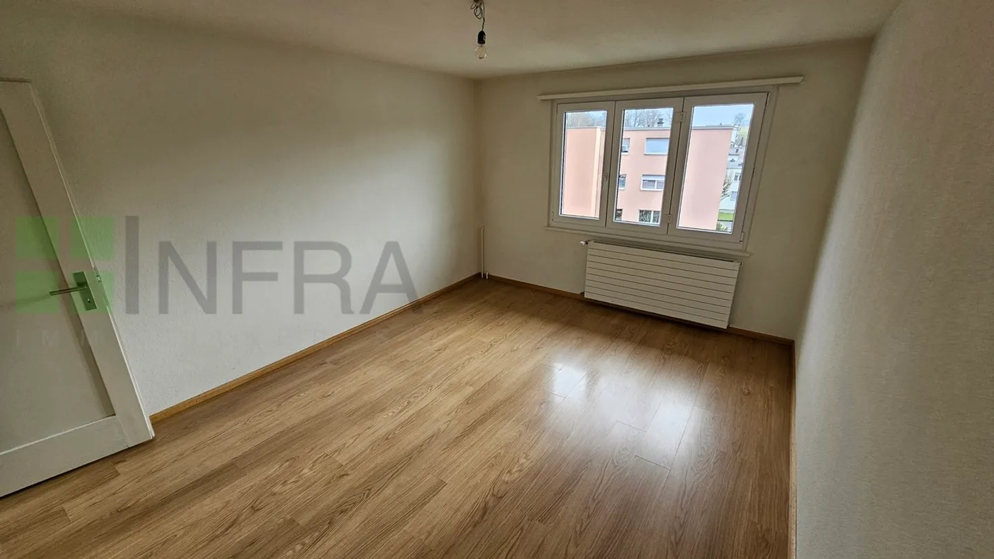 Bel appartement 4 pièces avec terrasse - Photo 5 sur 10