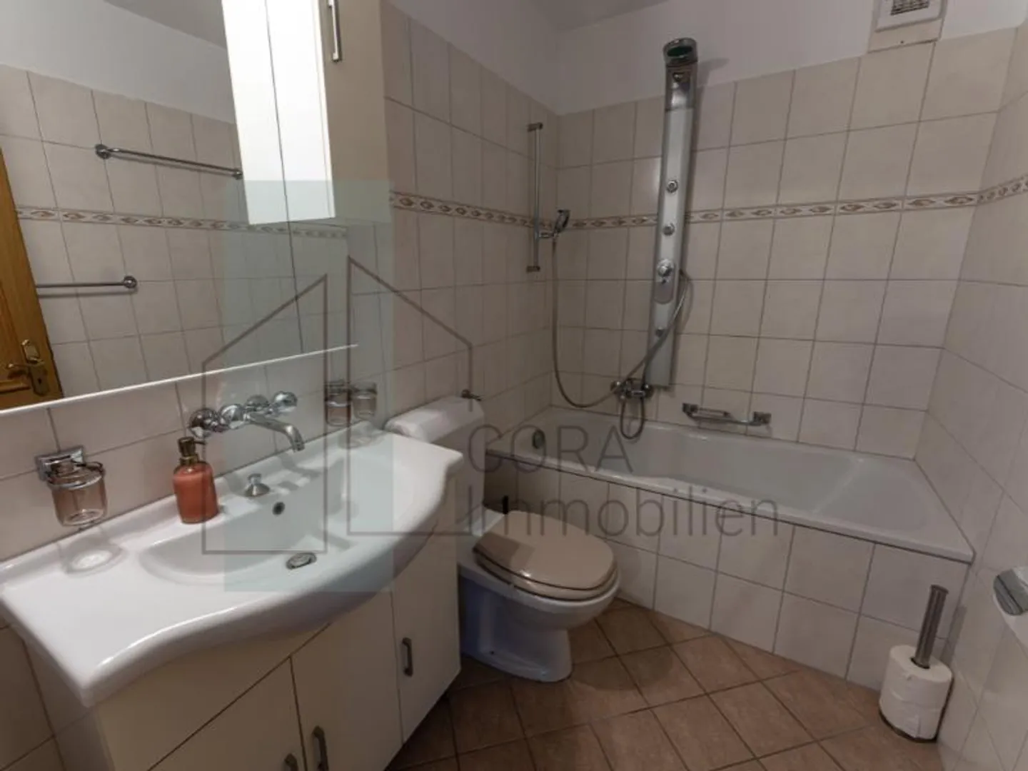 Quiet and central apartment in Baden - Photo 7 of 8