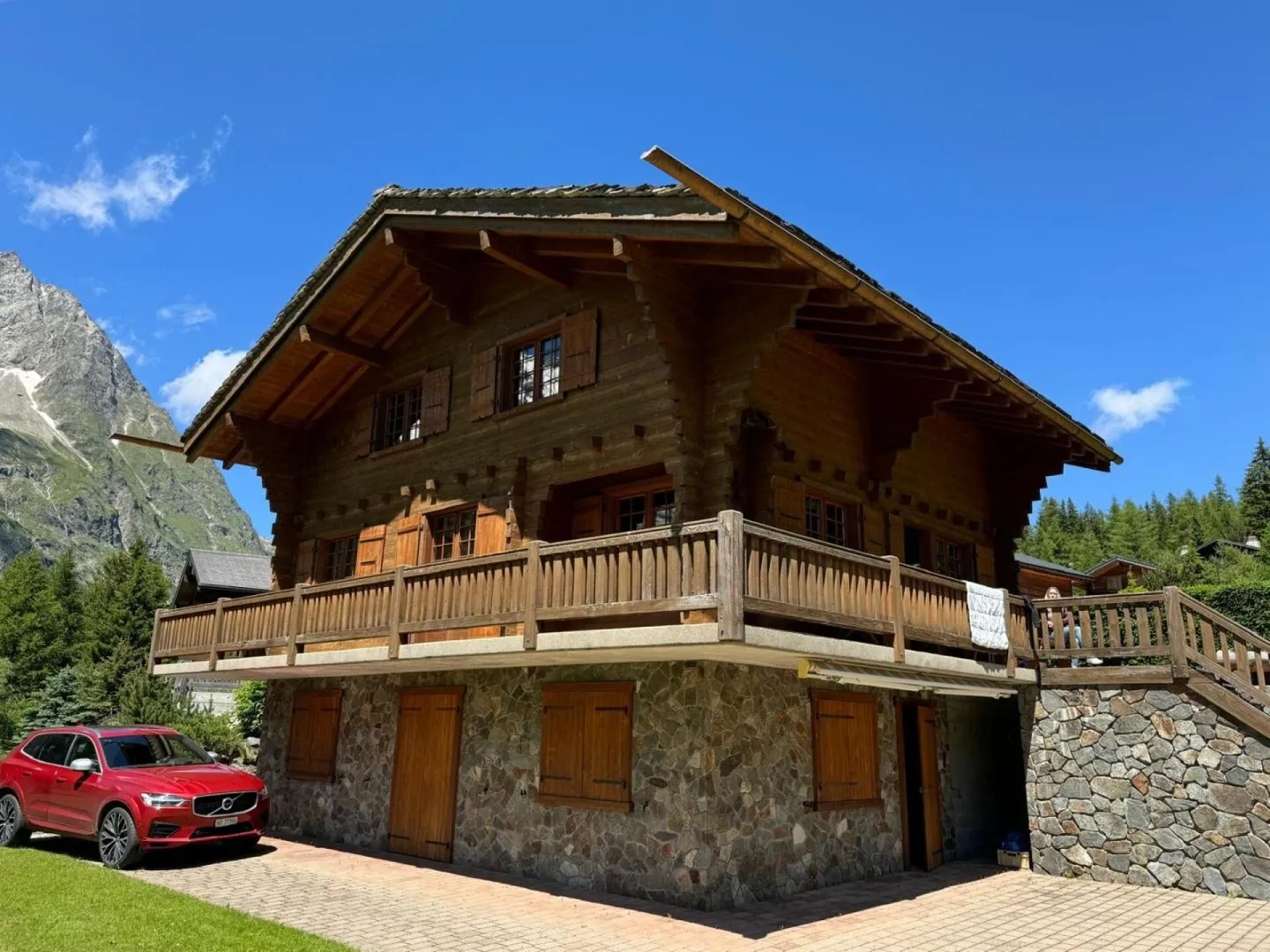 Chalet 5.5 rooms in La Fouly VS - Photo 1 of 13