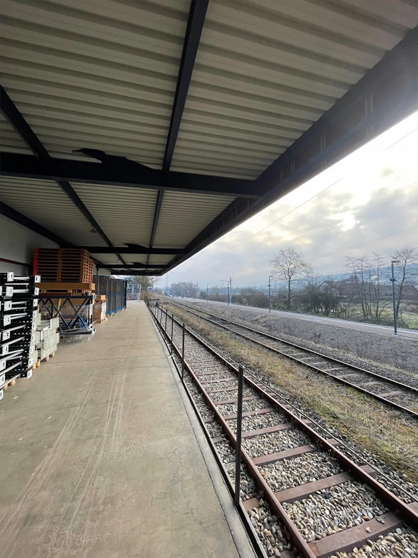 Spazi di stoccaggio e ufficio versatili a Otelfingen – La tua nuova sede! - Foto 7 di 7