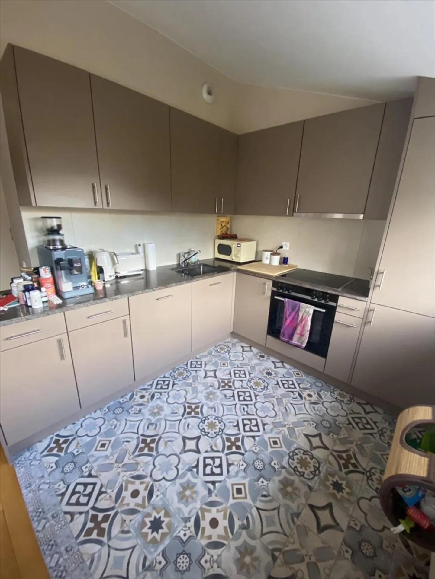 Charmant appartement de 4 pièces à Cologny - Photo 3 sur 7