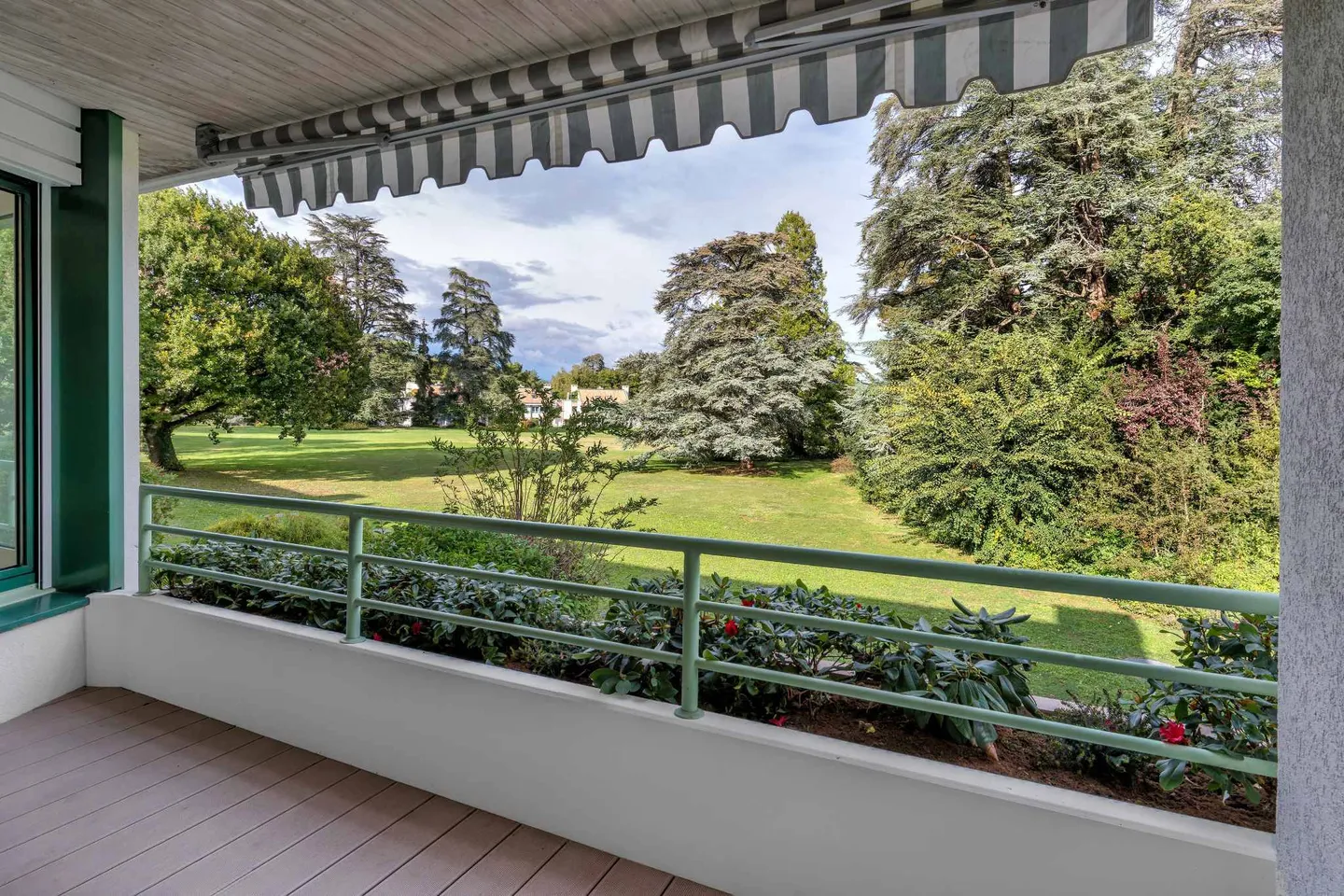 Duplex di Lusso con Vista sul Parco - Foto 6 di 13