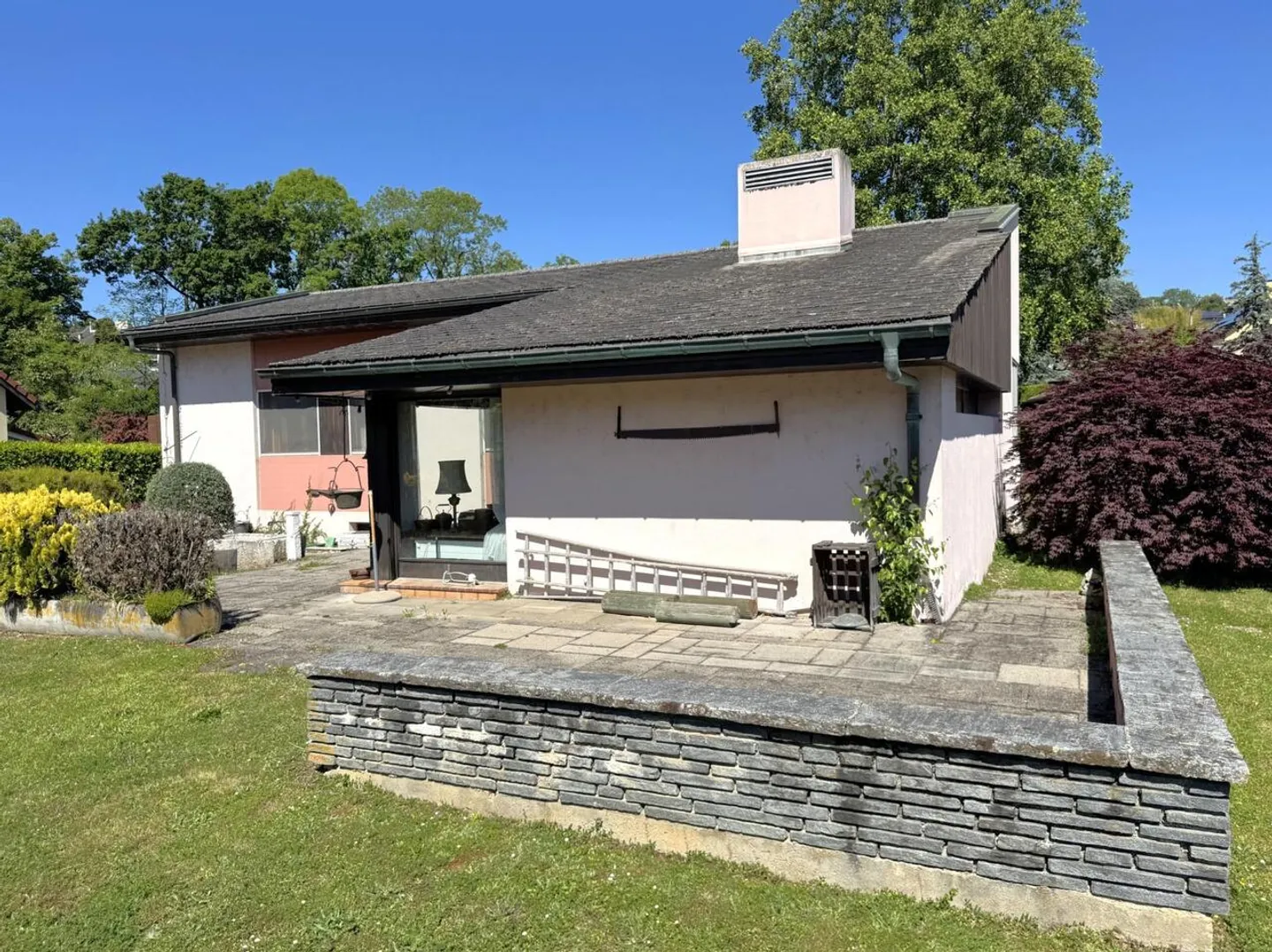Einzelvilla mit Pool, zu renovieren - Foto 3 von 8