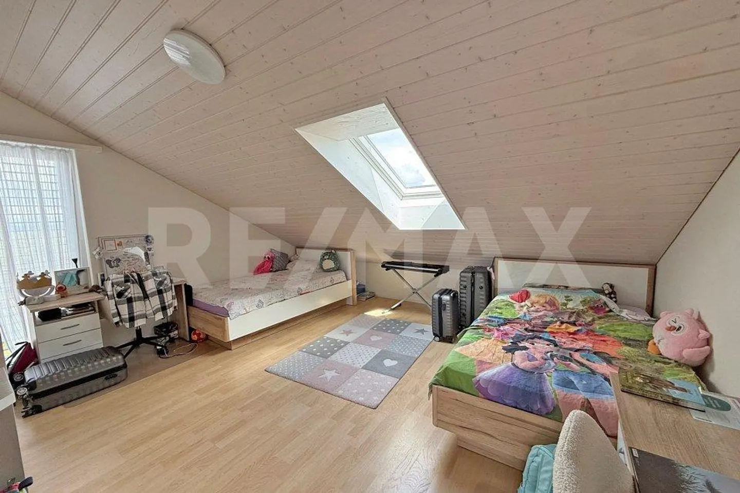 Penthouse de 3,5 pièces dans un bon emplacement - Photo 6 sur 11