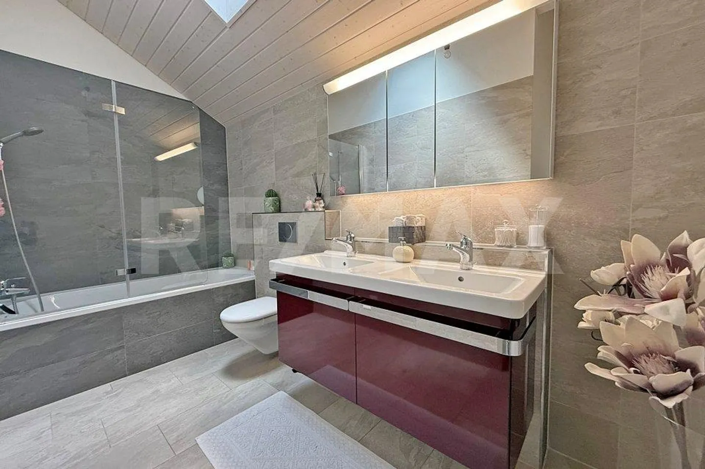 Penthouse de 3,5 pièces dans un bon emplacement - Photo 7 sur 11