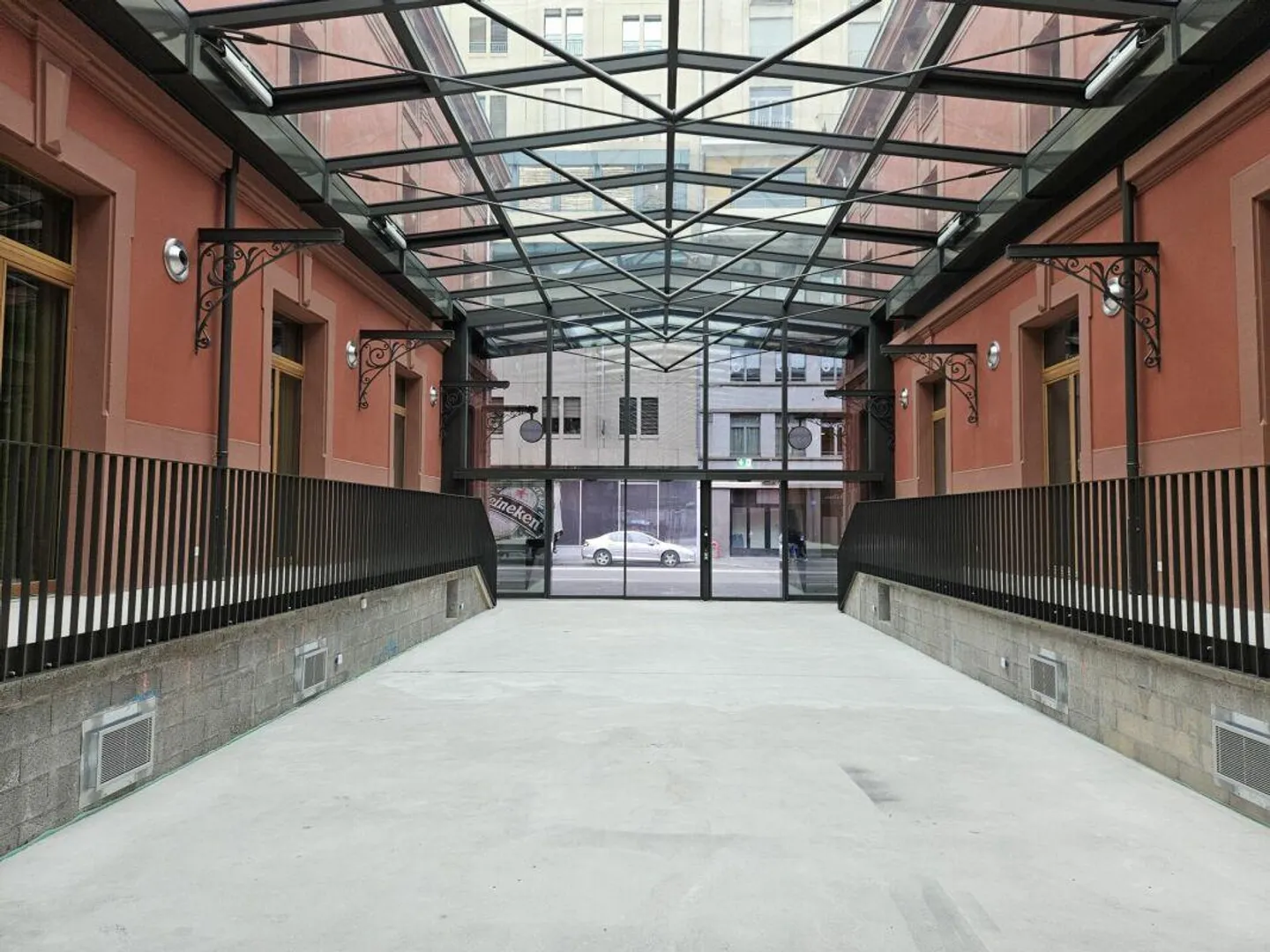 Espace Commercial Unique à Lausanne - Photo 3 sur 8