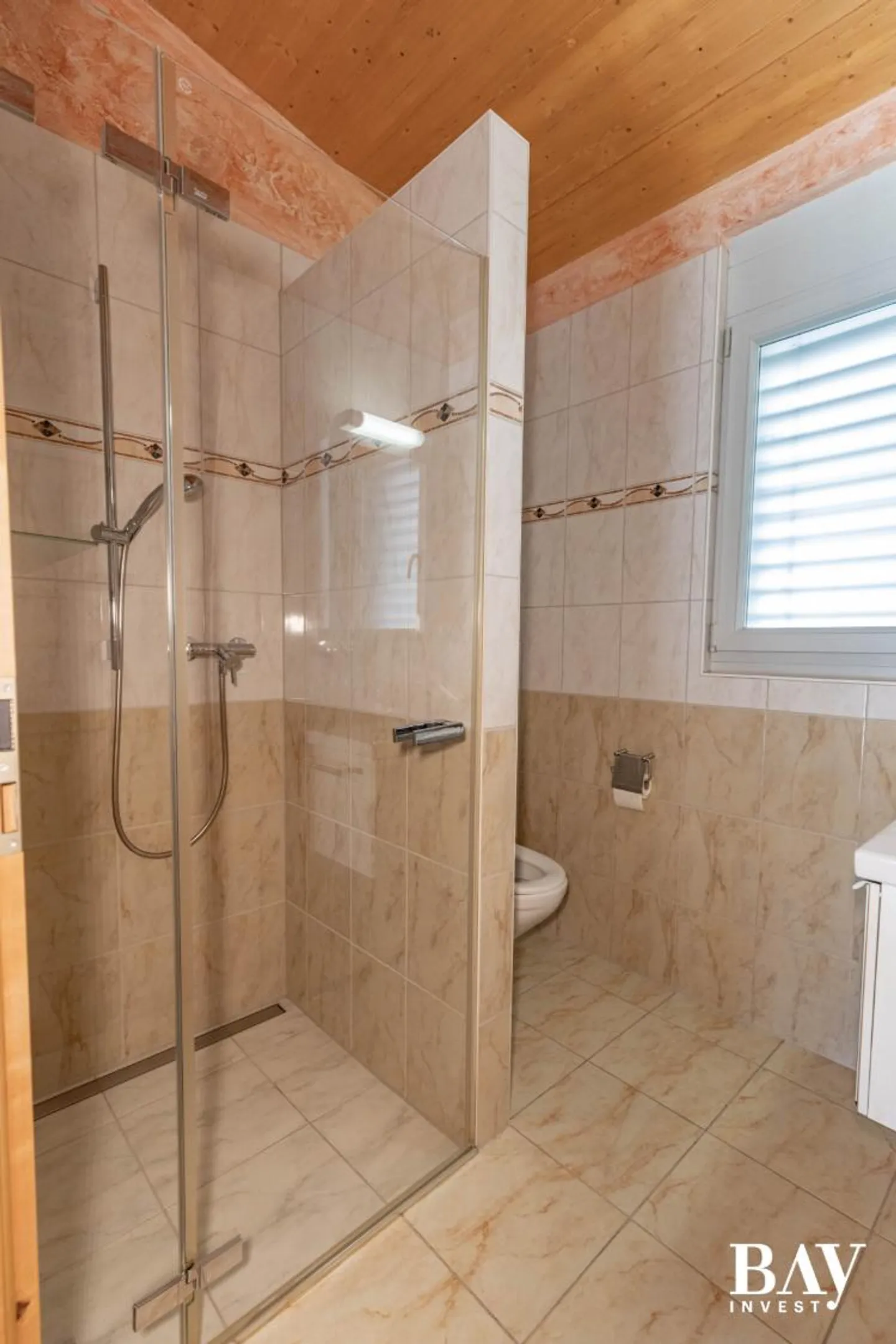 Villa familiale avec vue imprenable - Photo 8 sur 17