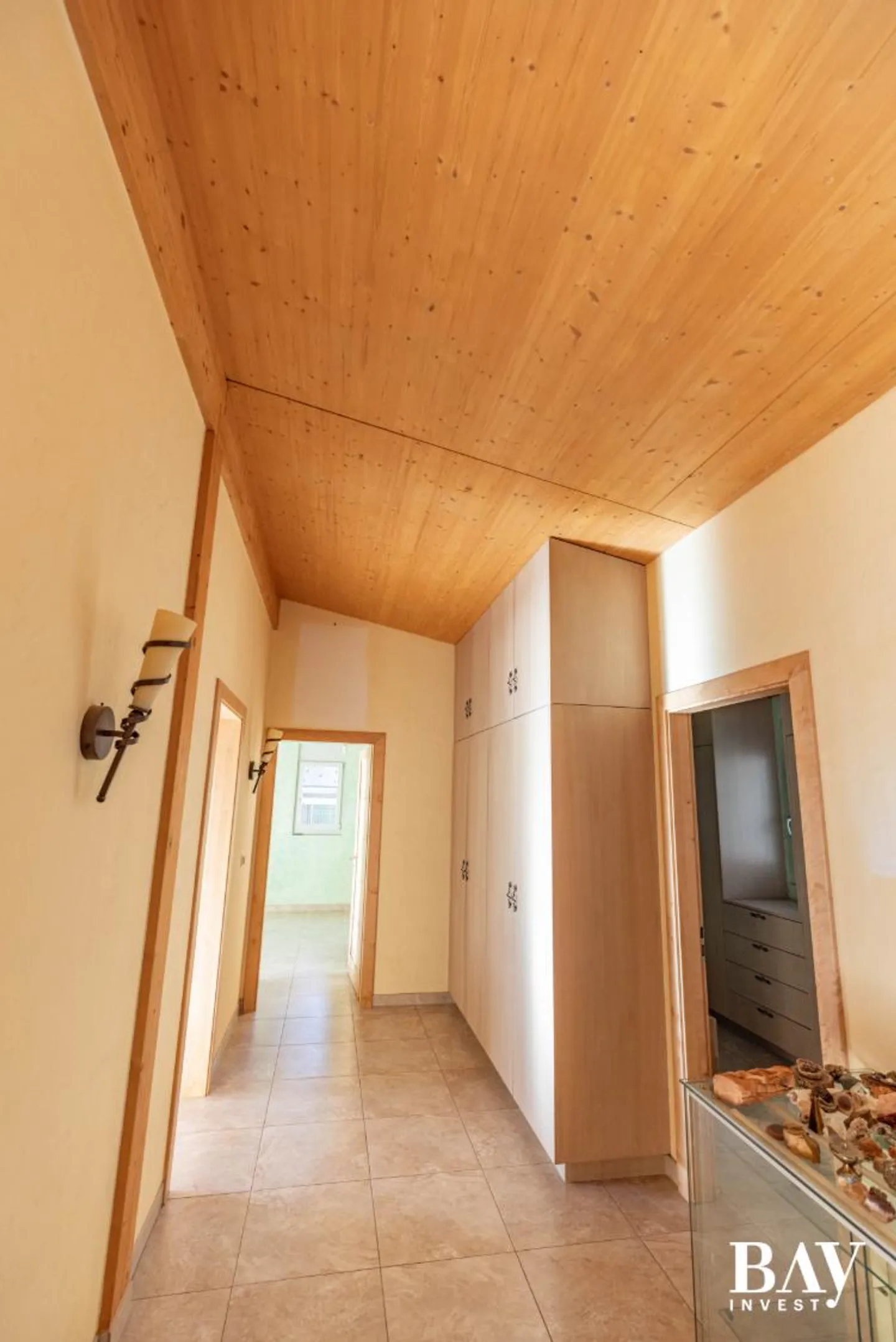 Villa familiale avec vue imprenable - Photo 9 sur 17