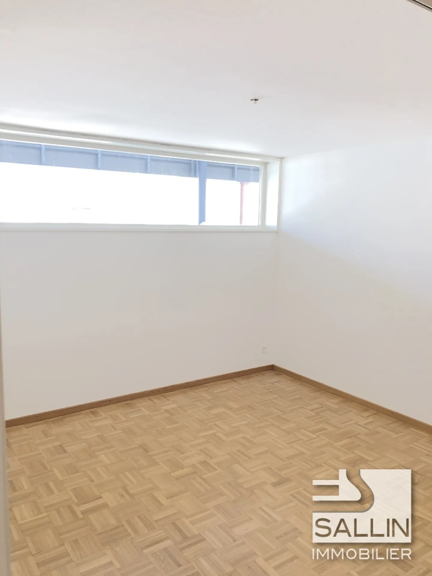 Charming 2½ Room Apartment - Photo 4 of 8