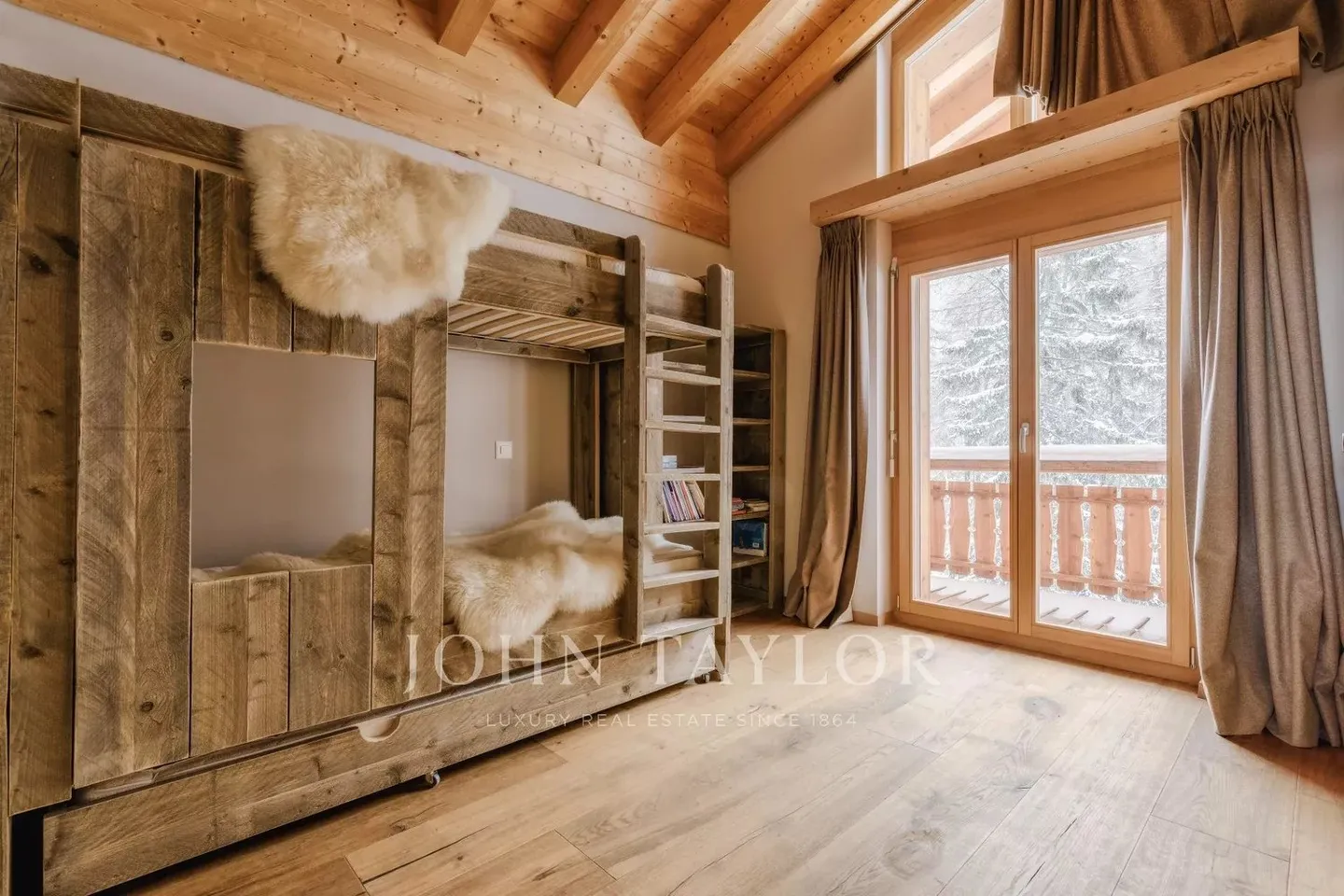 Penthouse 6.5 Rooms in Duplex - Photo 8 of 13